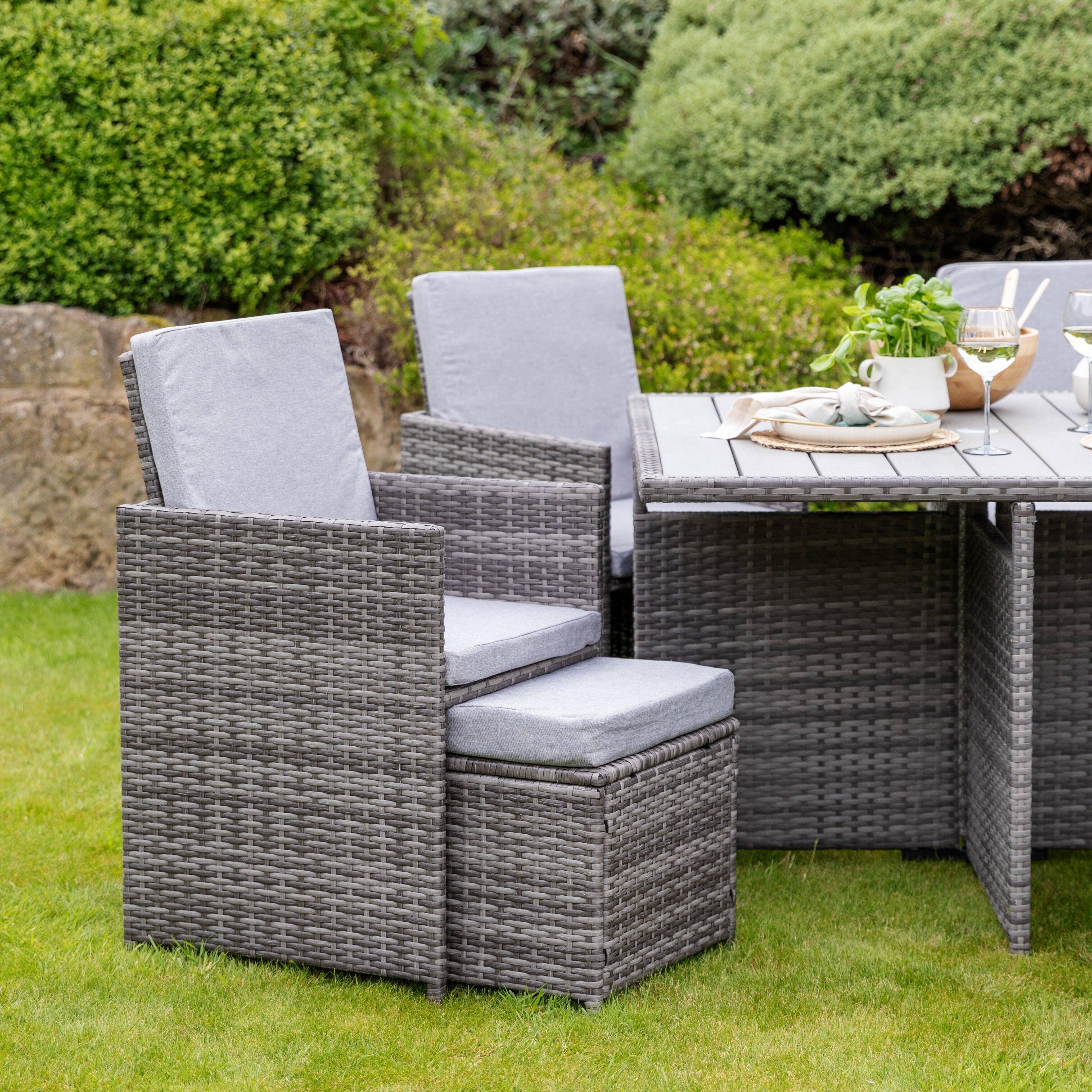 Cube 10 Seater Rattan Outdoor Dining Set with Cream LED Premium Parasol - Grey Weave Polywood Top - Image 3
