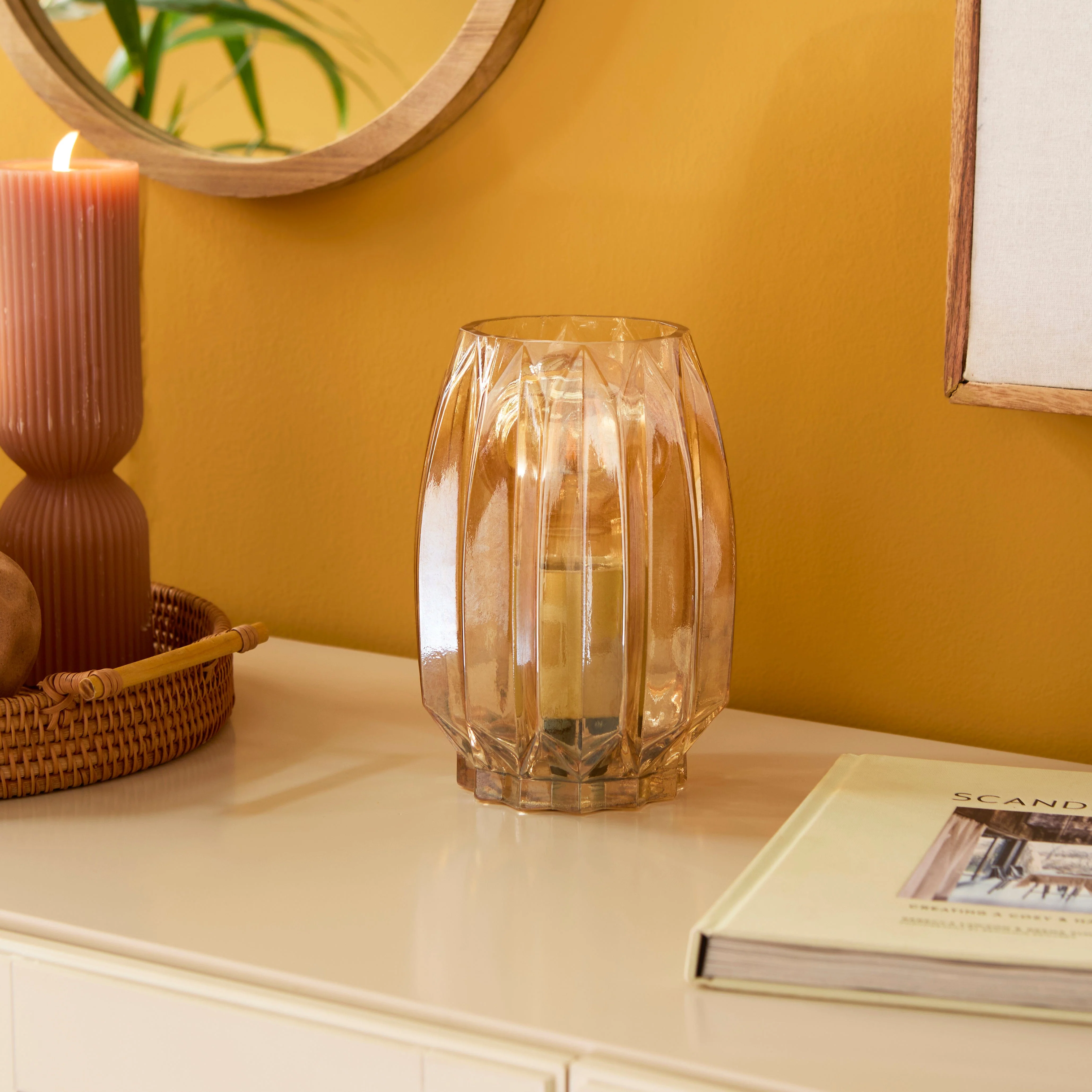 Pimlico 20cm Glass Lamp - Champagne - Image 9