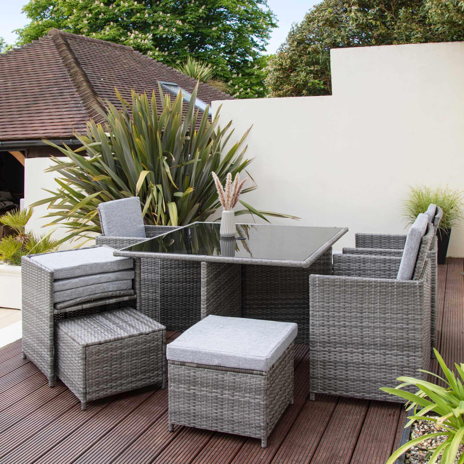 Cube 8 Seater Rattan Outdoor Dining Set with Parasol - Grey Weave - Image 5