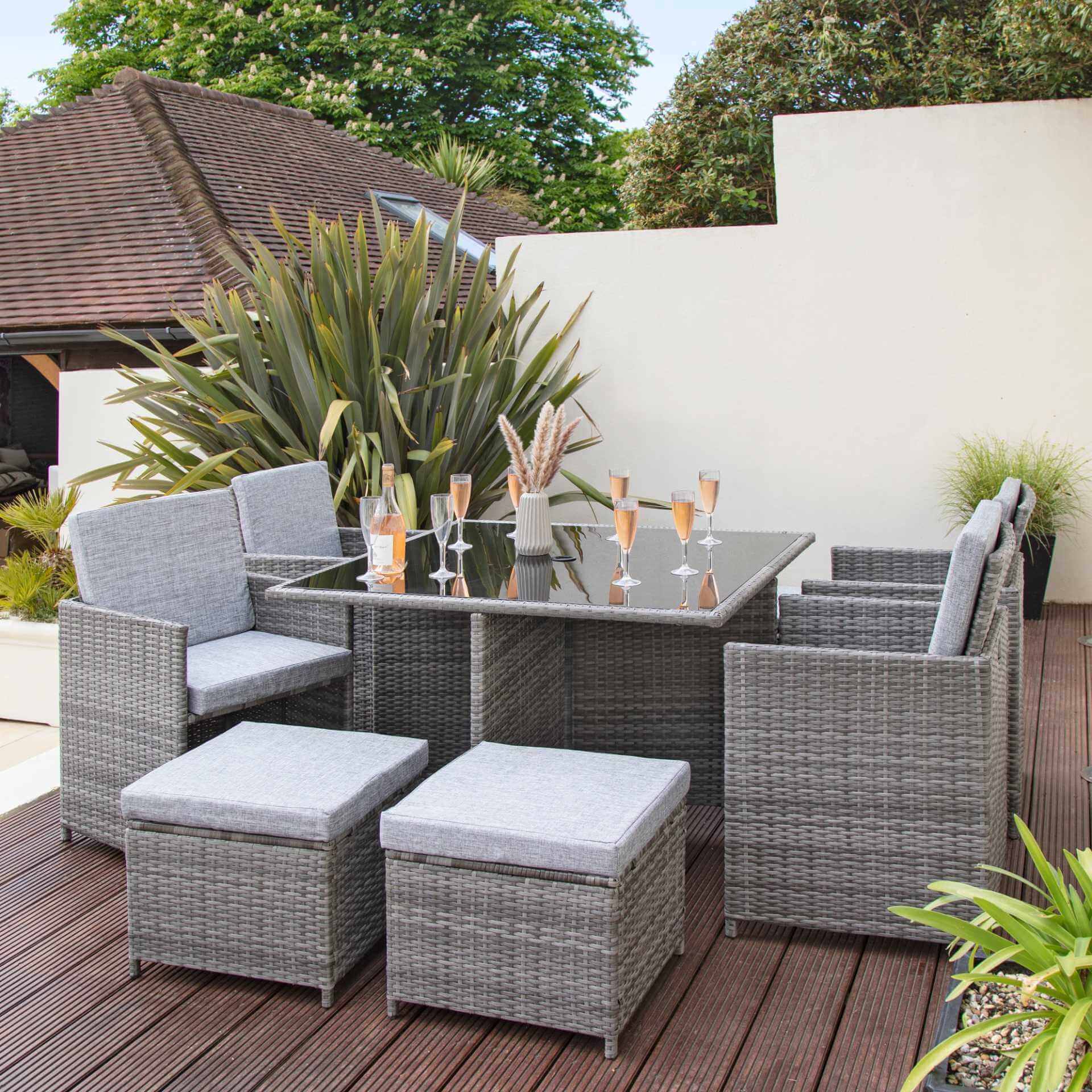 Cube 8 Seater Rattan Outdoor Dining Set with Grey Parasol - Grey Weave - Image 4