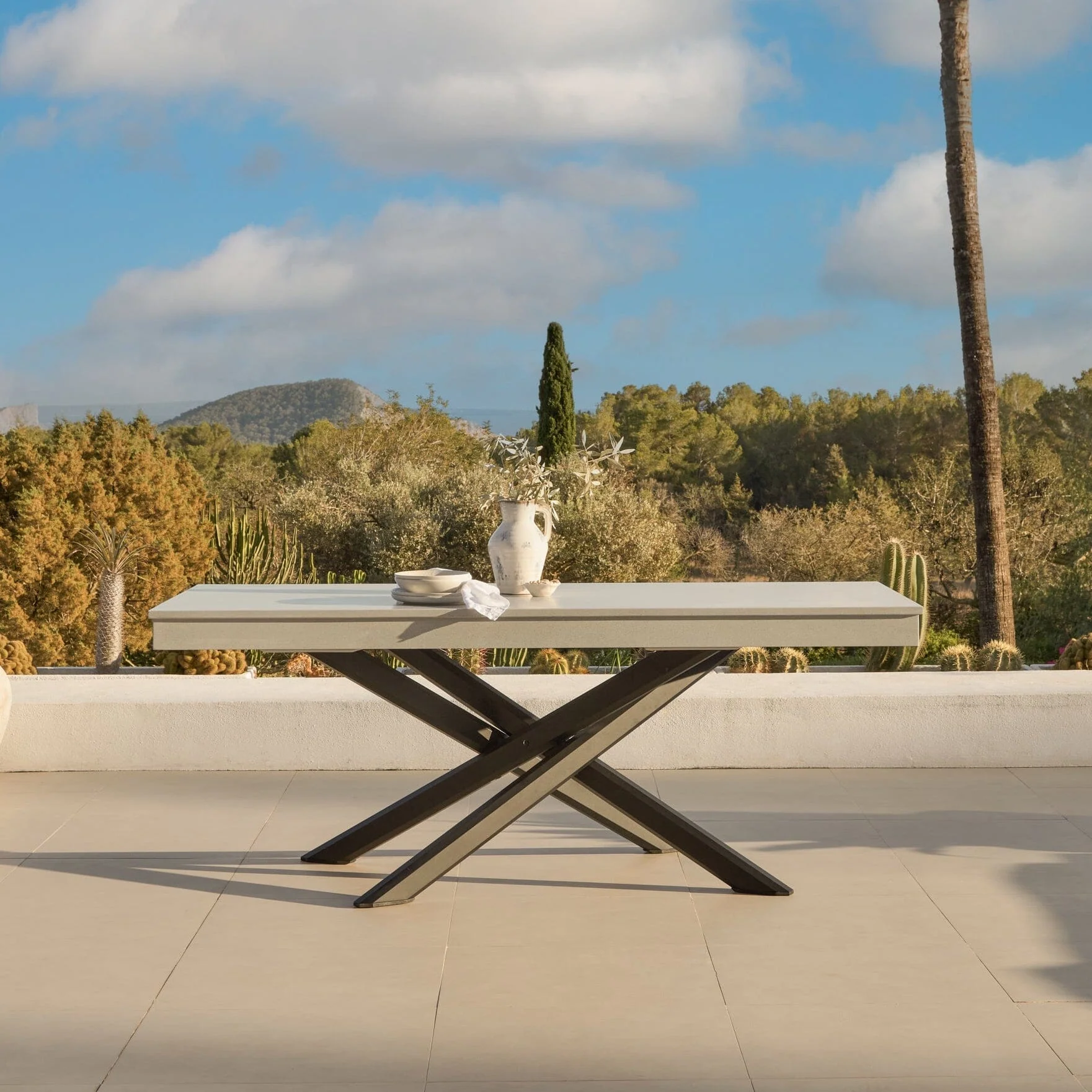 Amelia 6 Seater Concrete Garden Dining Table - Metal Legs - Pale Grey - Image 5
