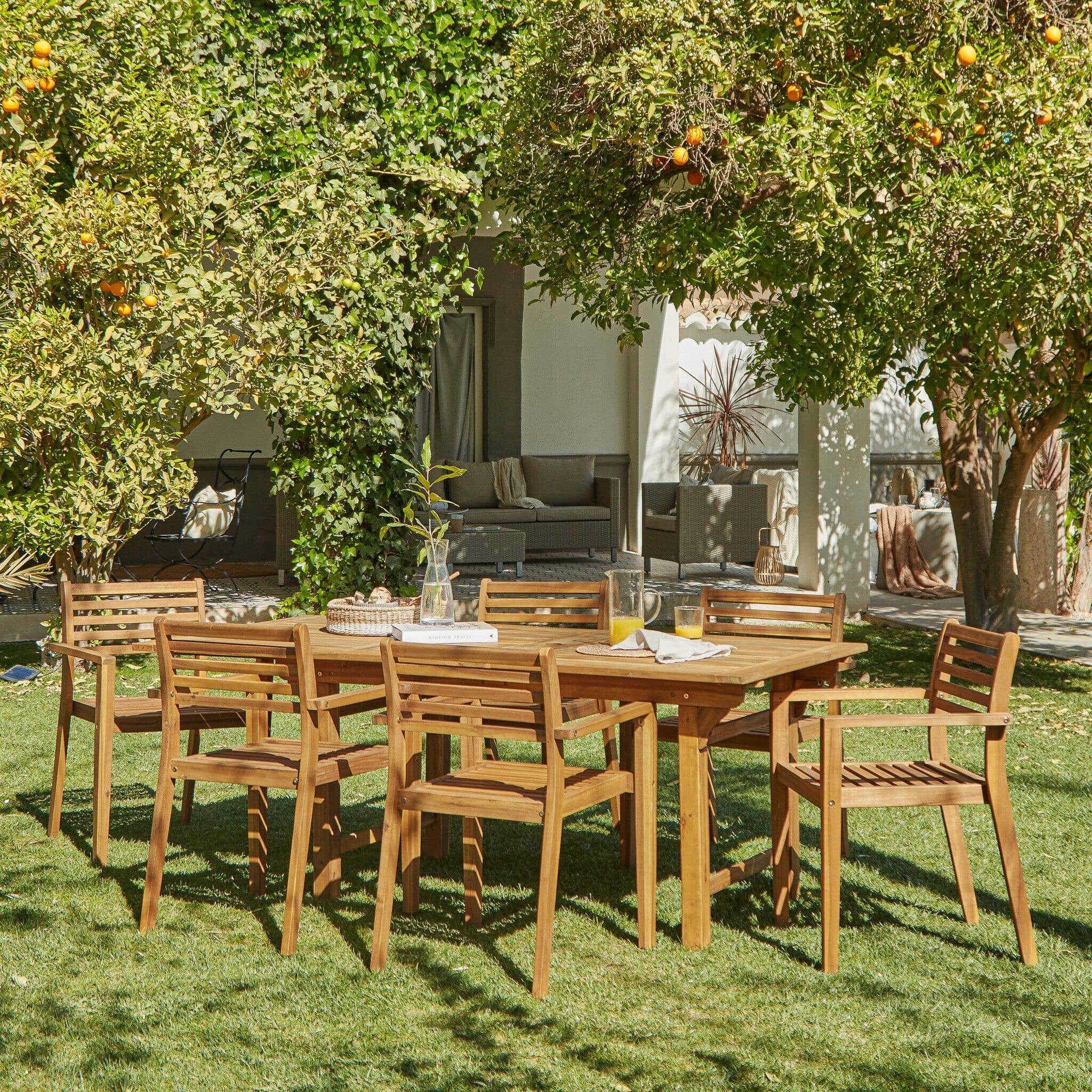 Aspen 6 Seater Wooden Extendable Garden Dining Set with Cushions - Cream Parasol - Image 3