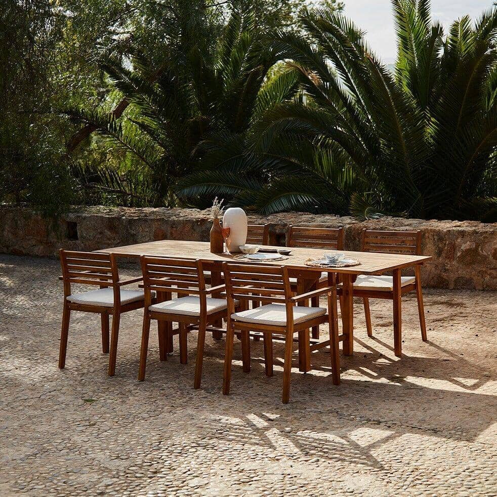 Aspen 6 Seater Wooden Extendable Garden Dining Set with Cushions & Cream LED Premium Parasol  - 160cm to 240cm - Image 2