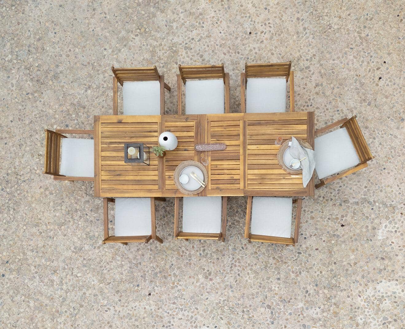 Aspen 8 Seater Wooden Extendable Garden Dining Set - Cream Parasol - Image 6