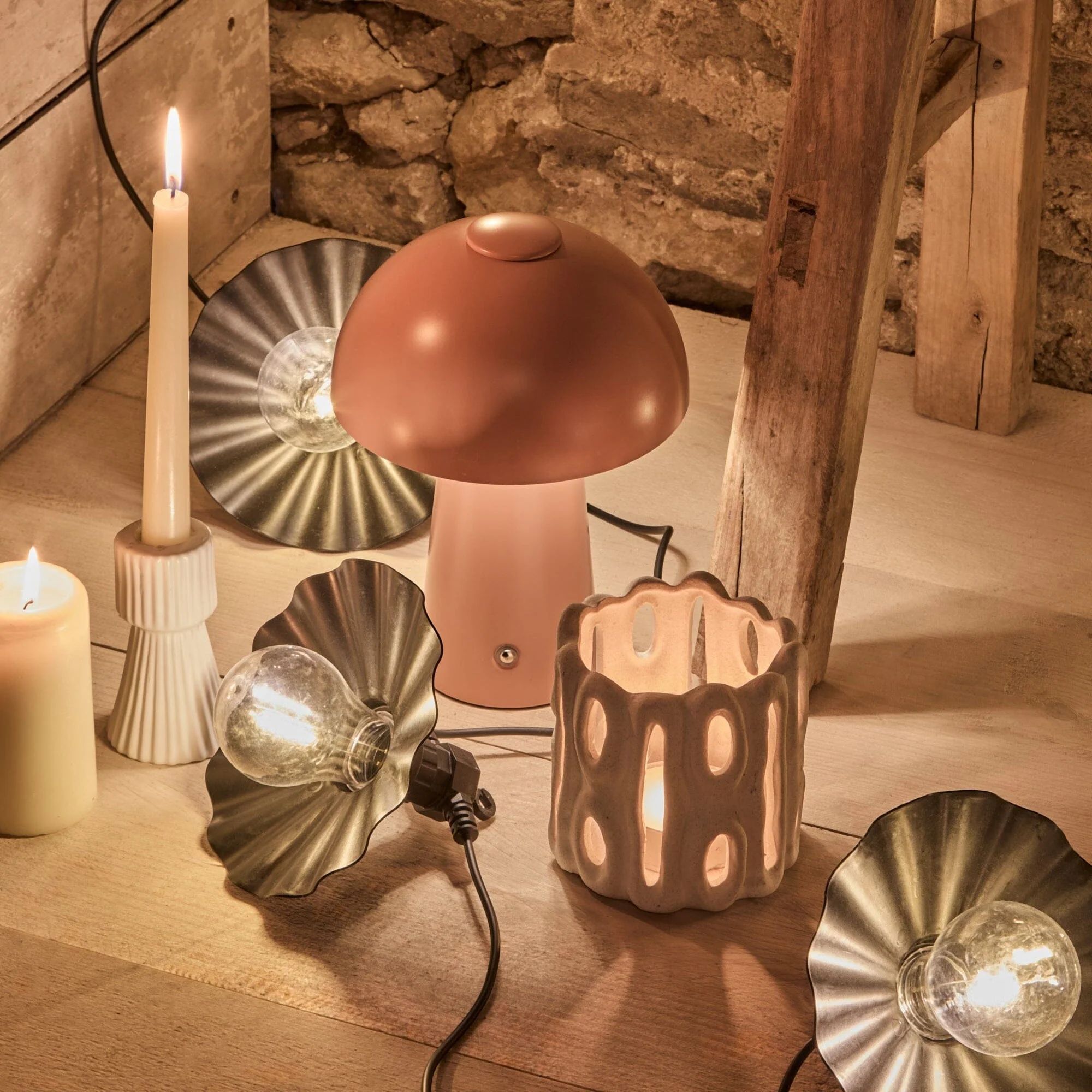 Brockhill Rechargeable Lamp - Blush Pink - Image 5