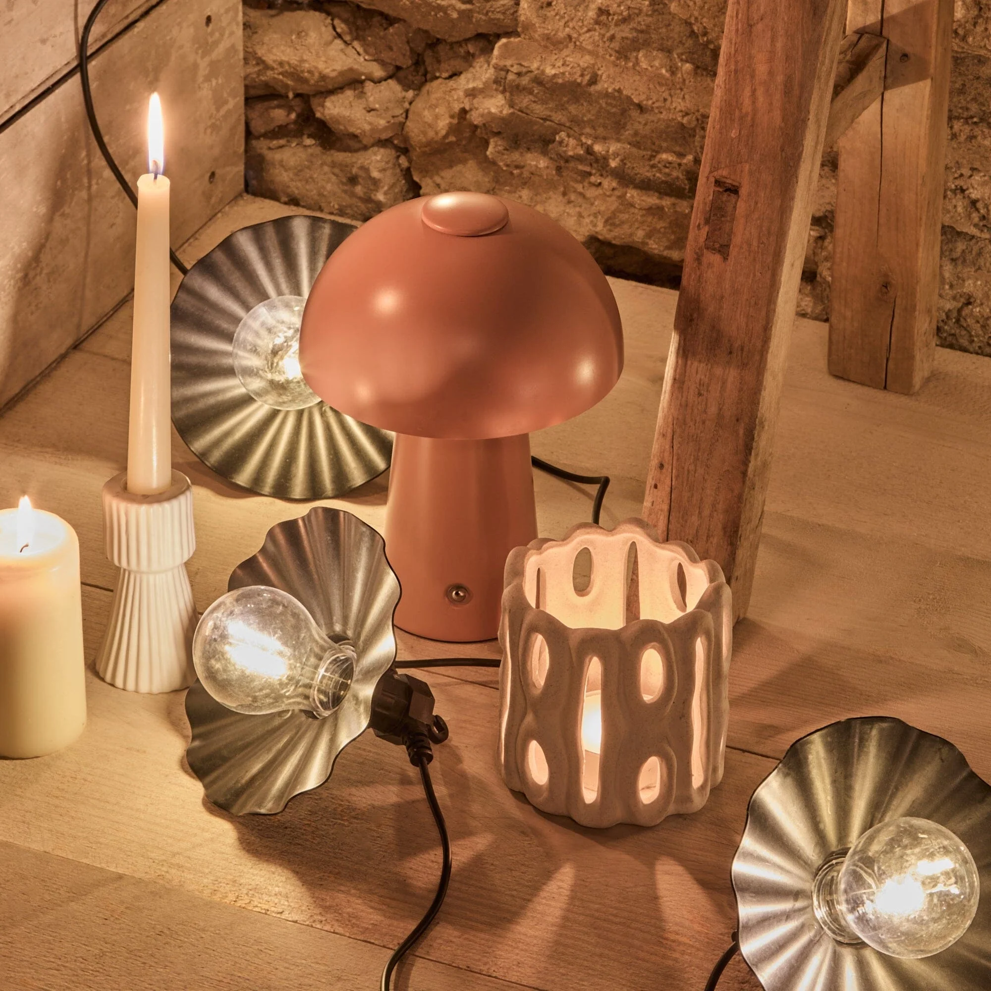 Brockhill Rechargeable Lamp - Blush Pink - Image 6