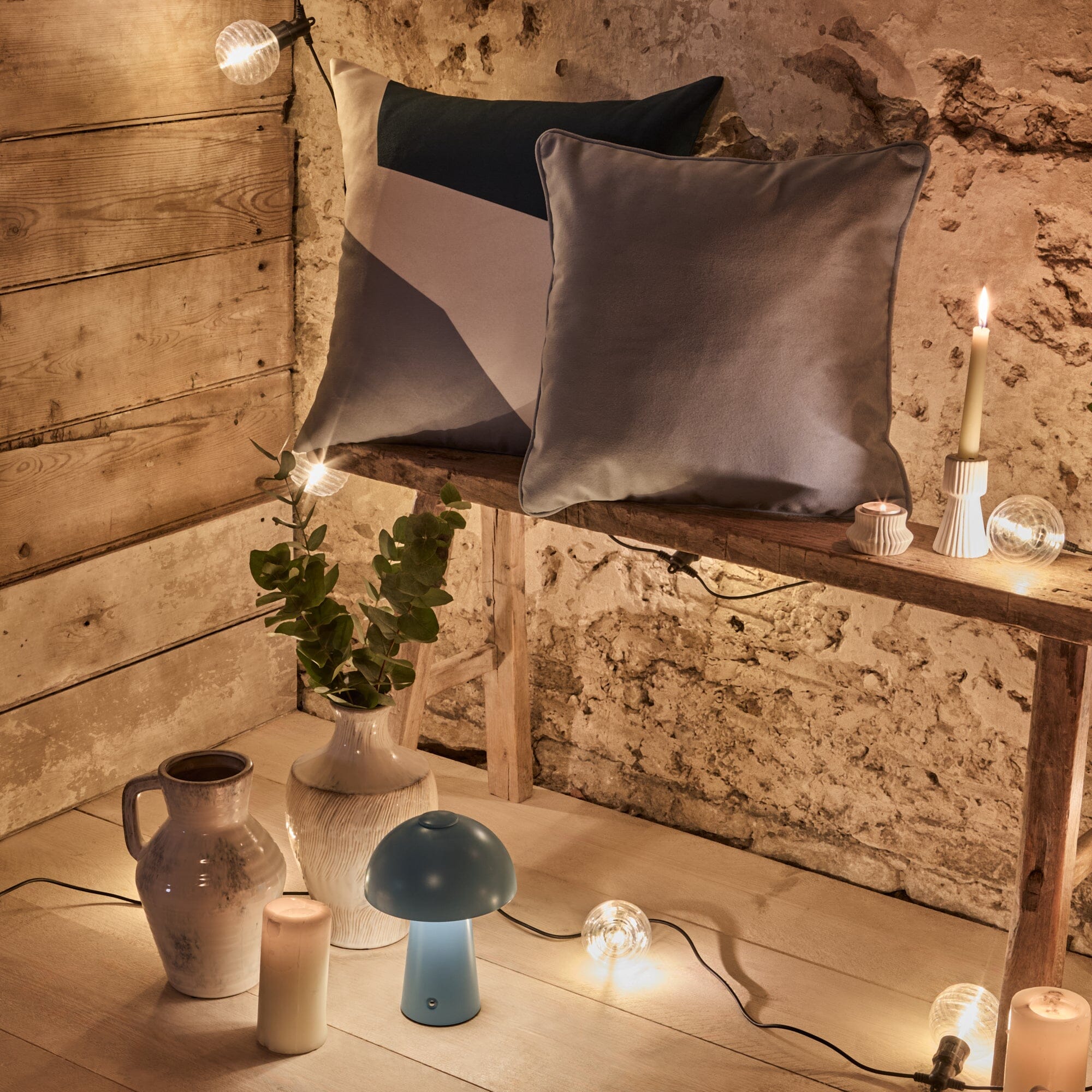 Brockhill Rechargeable Lamp - Cornflower Blue - Image 5