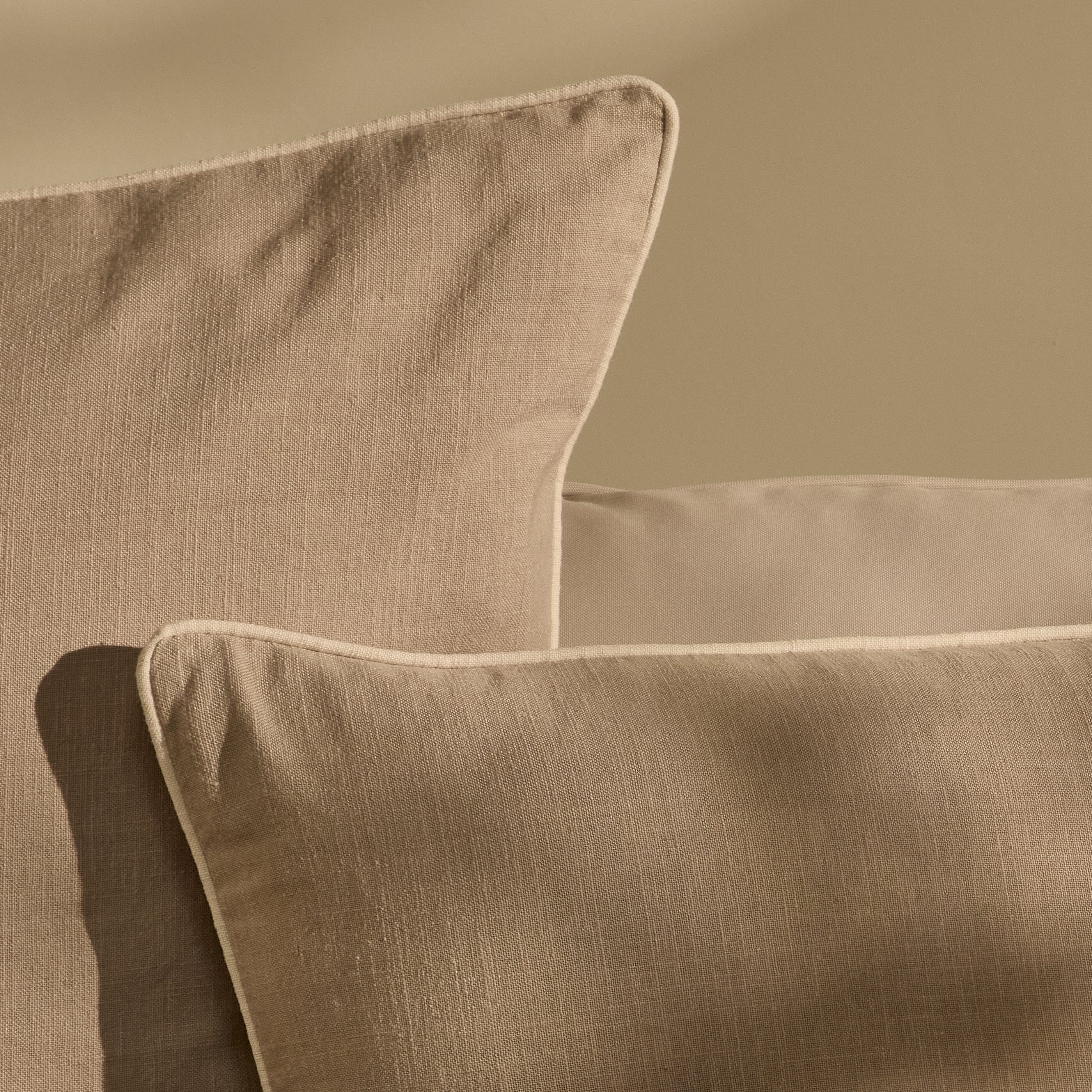 Camber 45x45cm Outdoor Scatter Cushion Cover - Sand with Off White Piping - Image 3