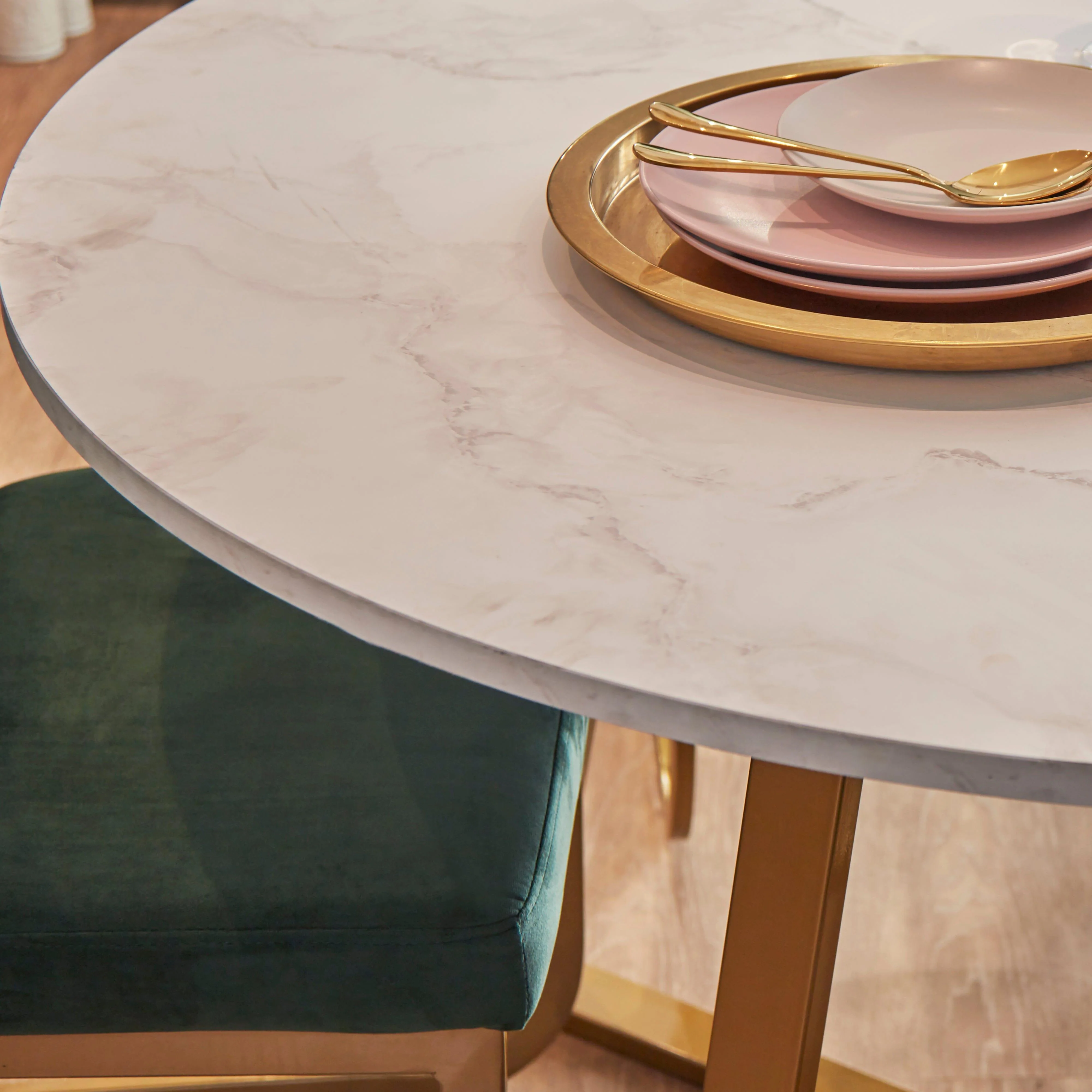 Clara Marble Effect Round Dining Table - Gold Frame - Image 3