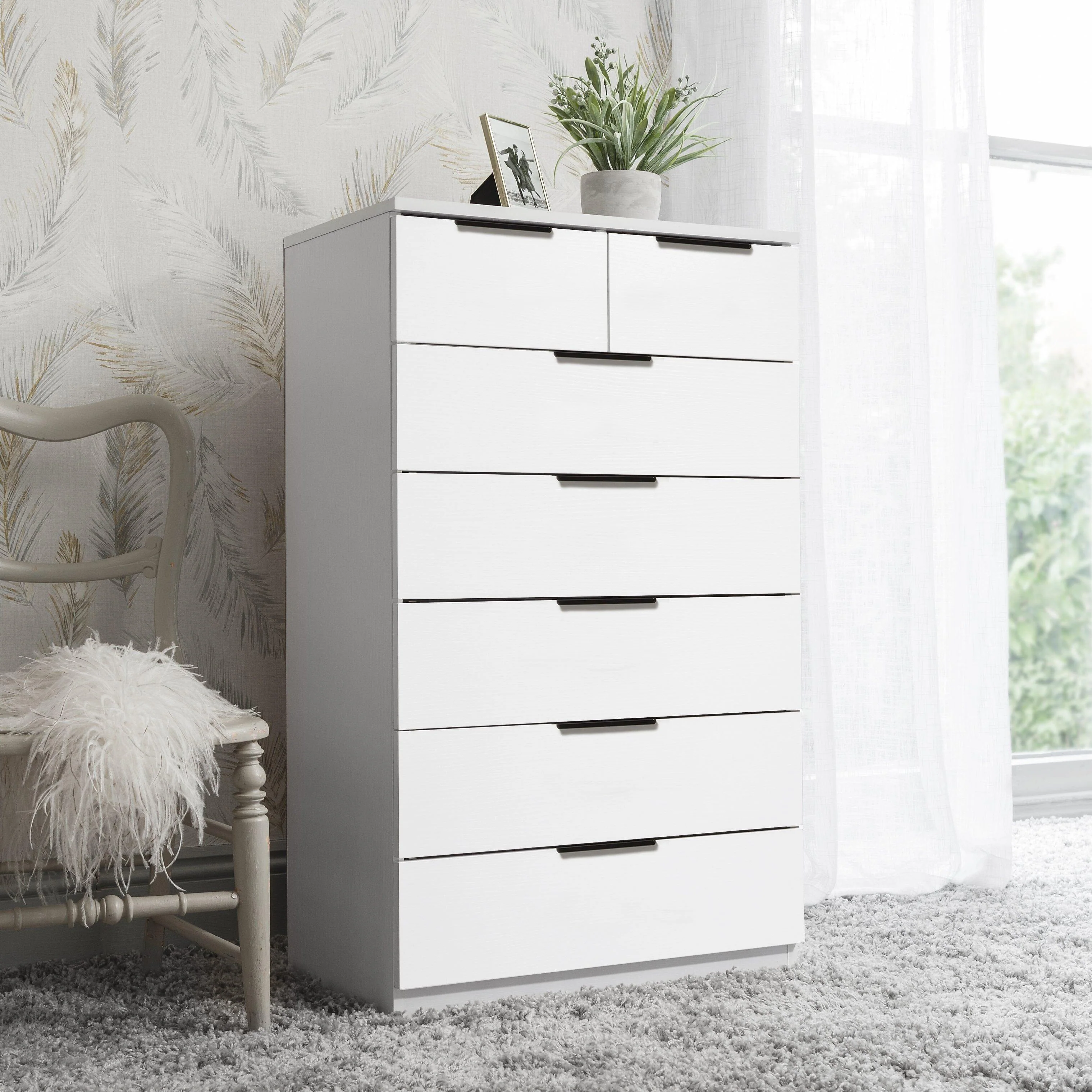 Essie 4 Piece Bedroom Set - 2 Over 5 Chest of Drawers - Pure White - Image 5