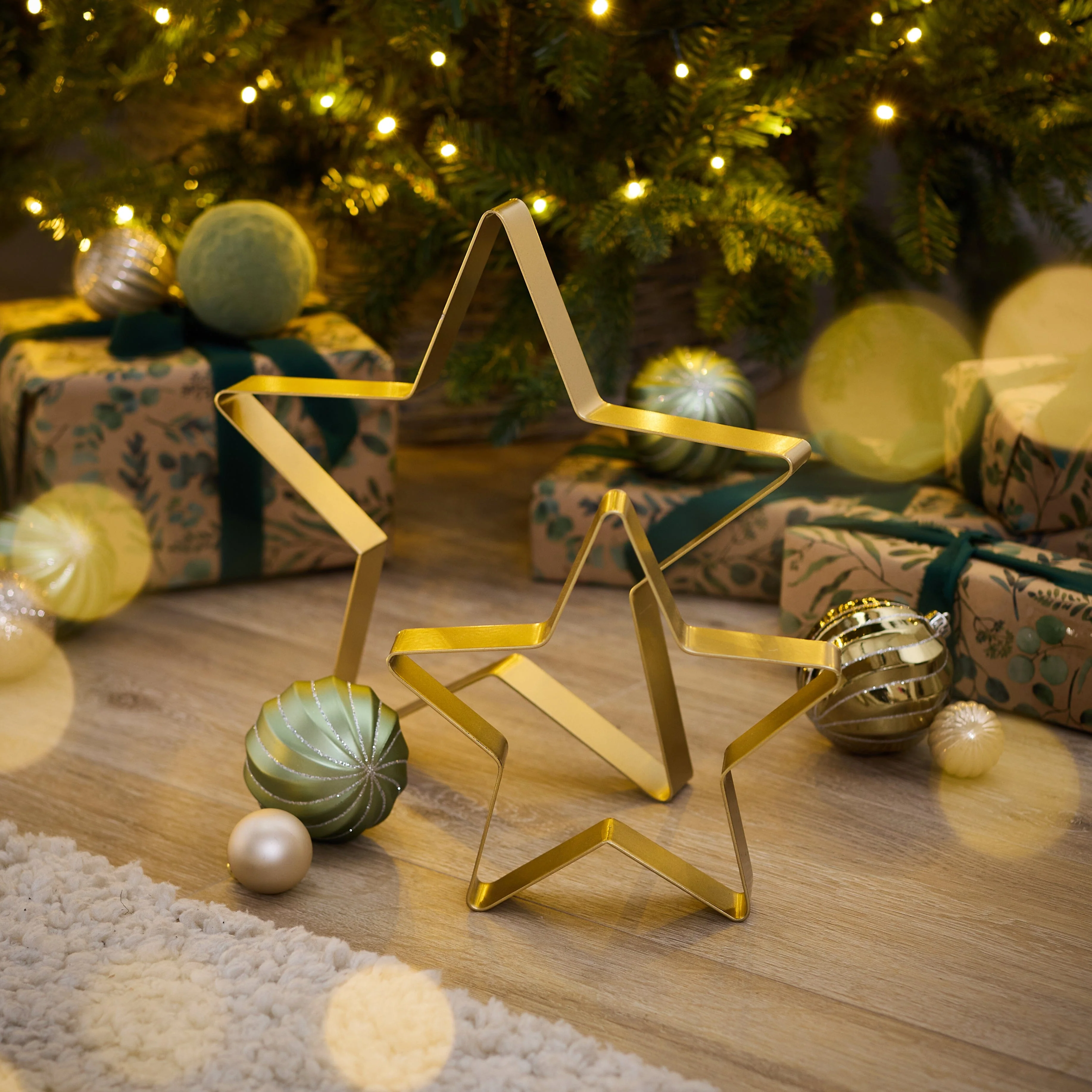 Falun Metal Standing Star Ornament - Set of 2 - Gold