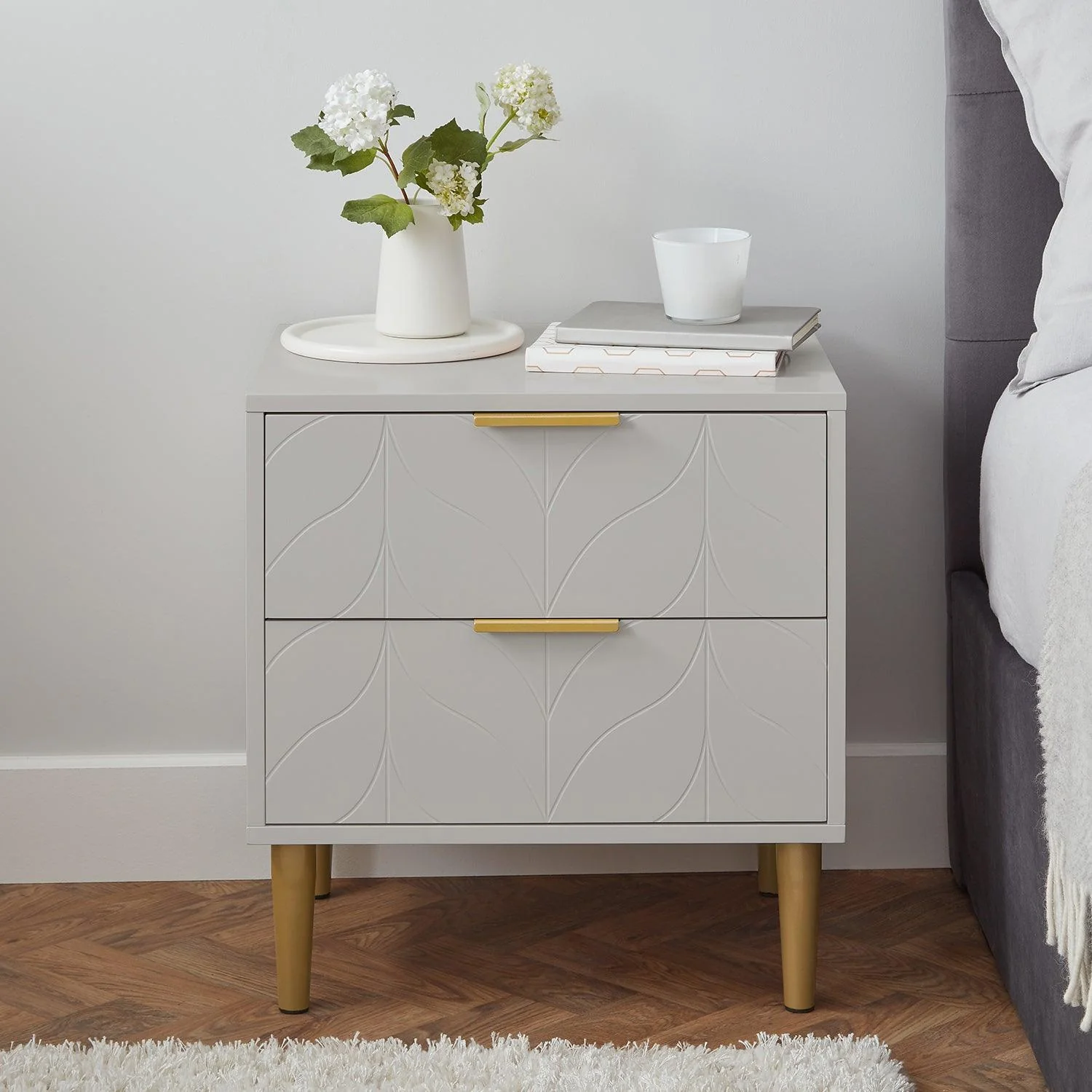Gloria 3 Piece Bedroom Furniture Set - 4 Over 4 Chest of Drawers - Grey - Image 4