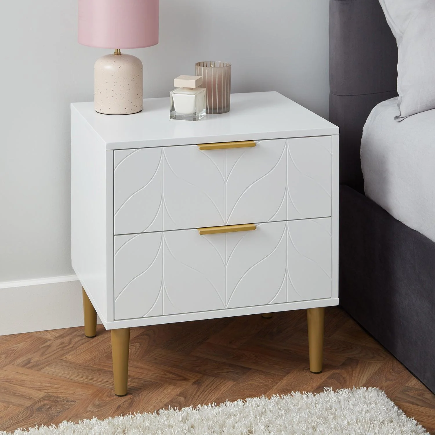 Gloria 4 Piece Bedroom Furniture Set - 4 Over 4 Chest of Drawers - White - Image 2