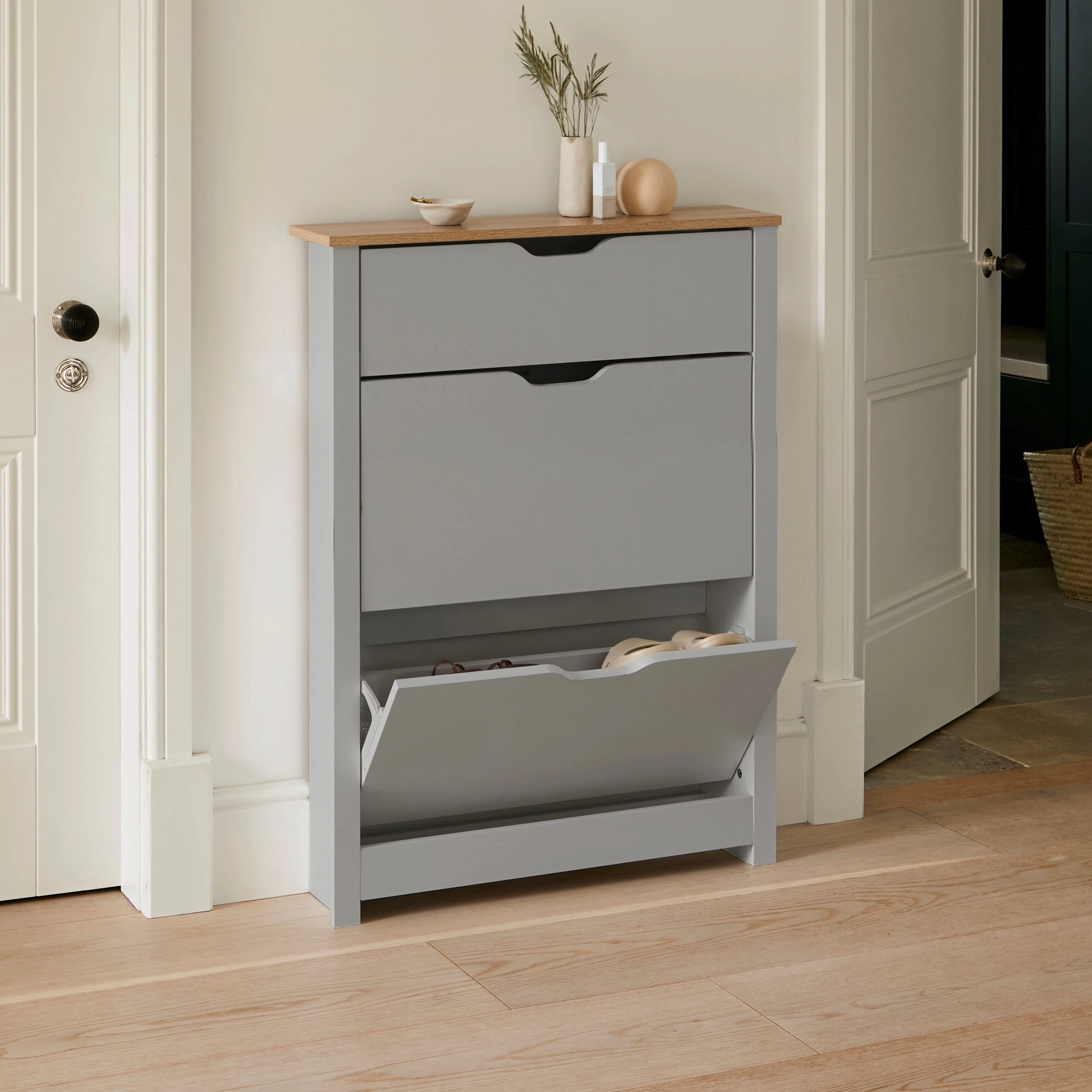 Windsor Shoe Cabinet - 3 Door - Grey - Image 3