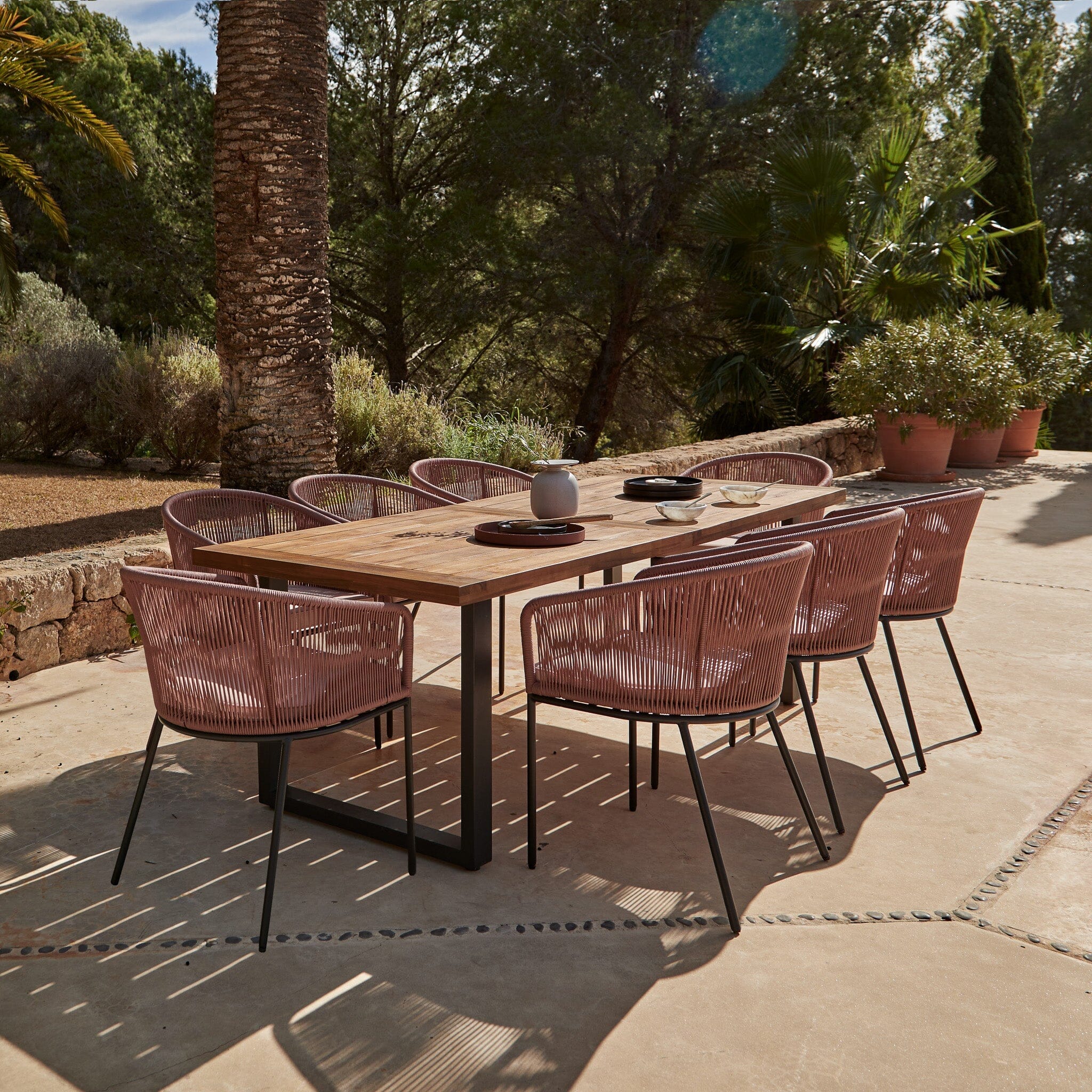 Hali 8 Seater Wooden Outdoor Dining Set with Hali Pink Chairs & Grey Lean Over Parasol - 235cm - Image 2
