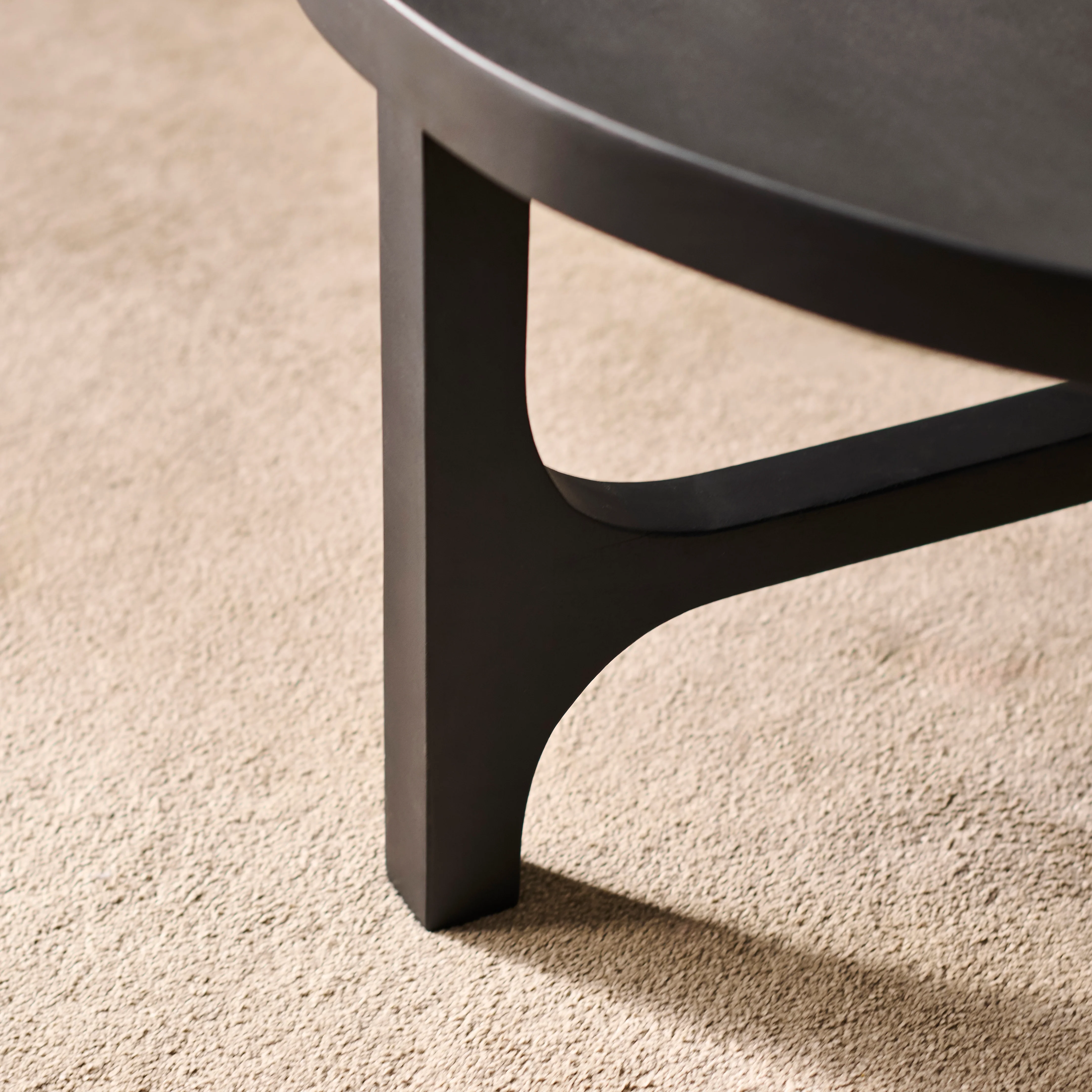 Jade Jet Black Mango Wood Round Coffee Table - Image 4