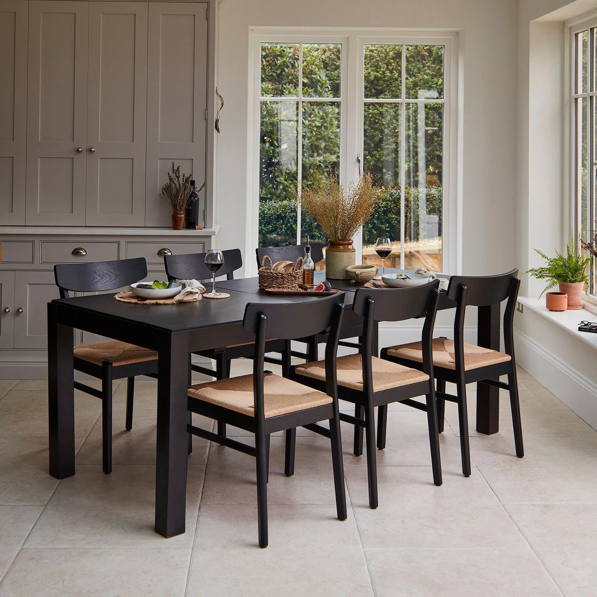 Magnus Black Wood Dining Table - Extendable - Image 4