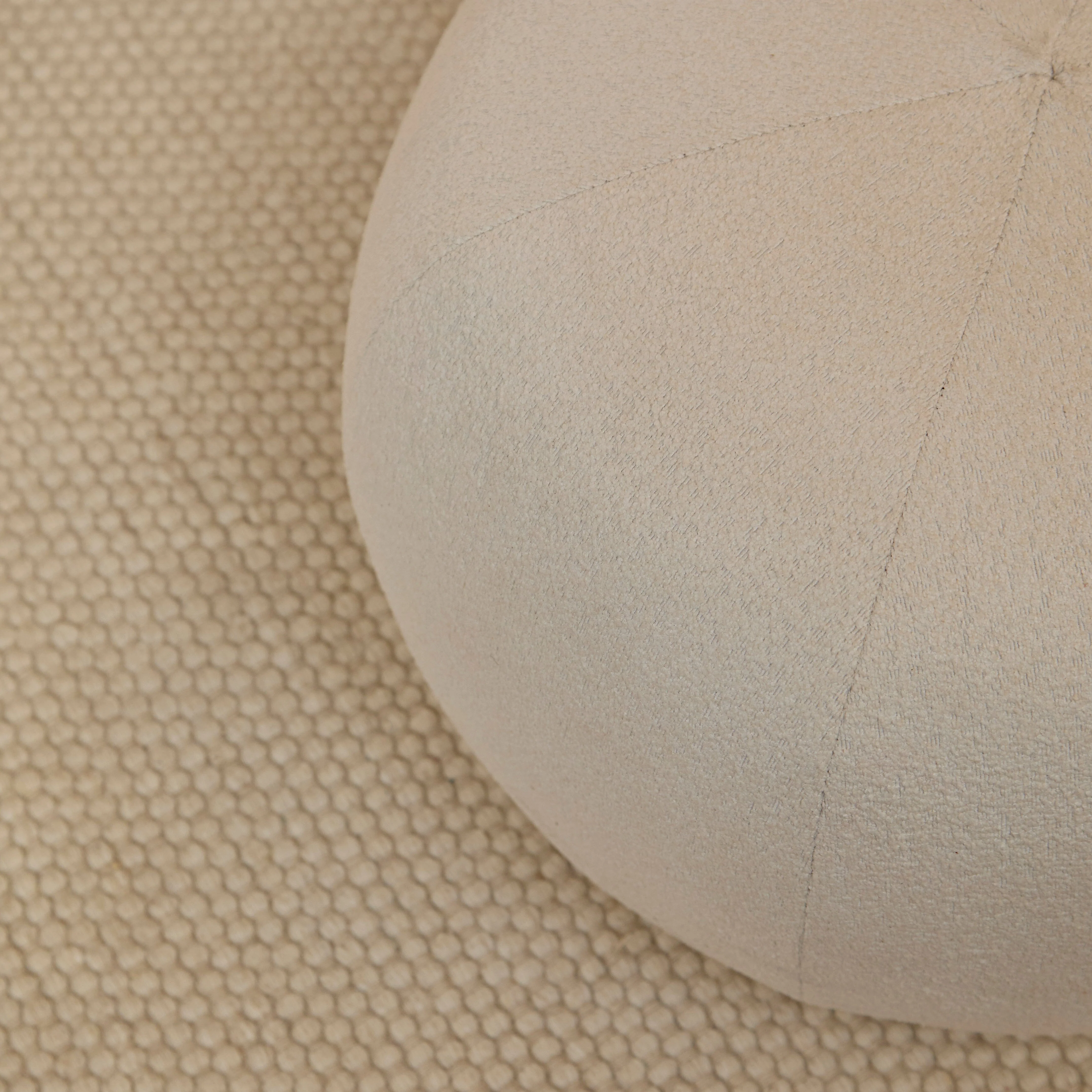 Nathalia 86cm Swivel Armchair - Chalk White Boucle - Image 9