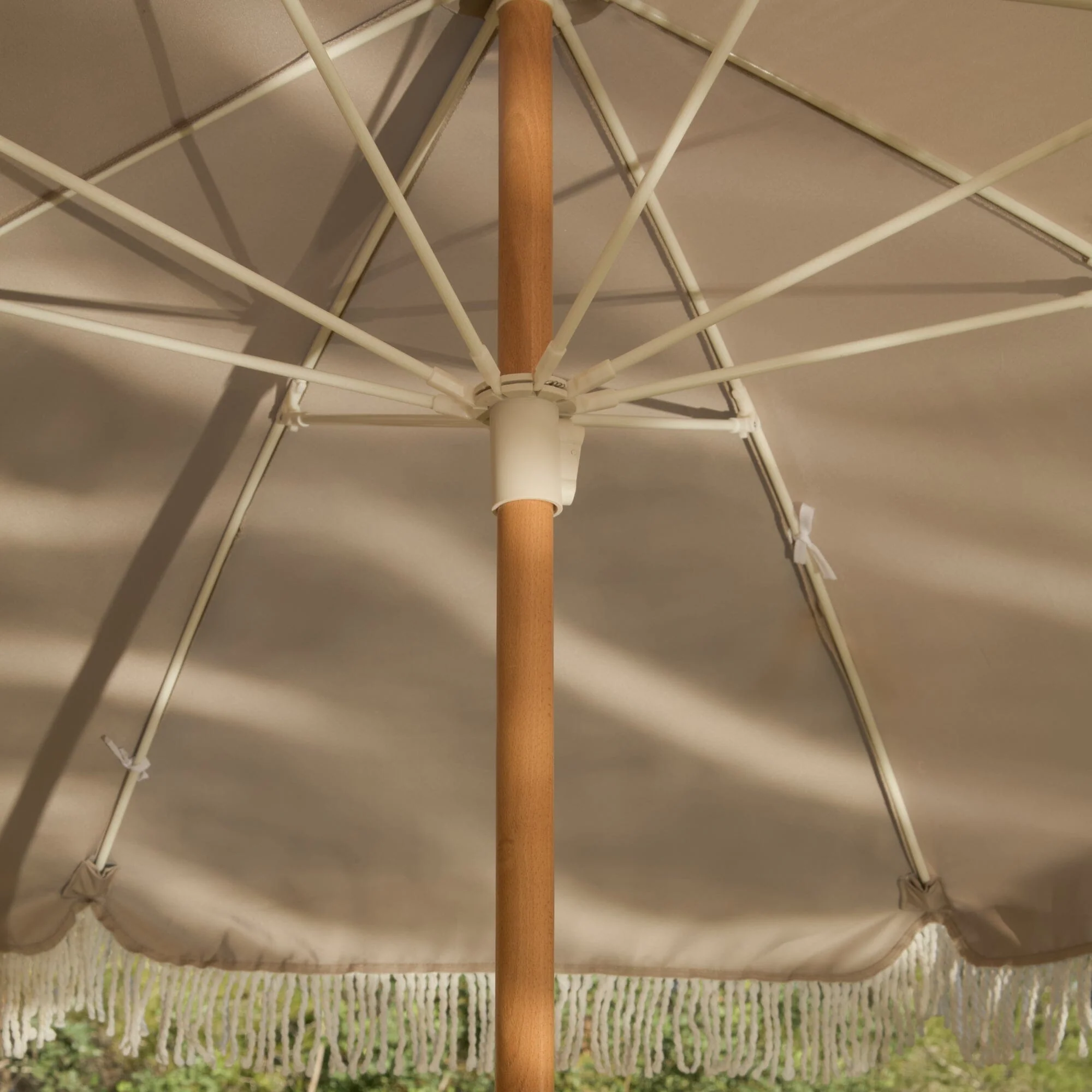 Oia Round Parasol 2m - Wooden Pole - Natural - Image 3