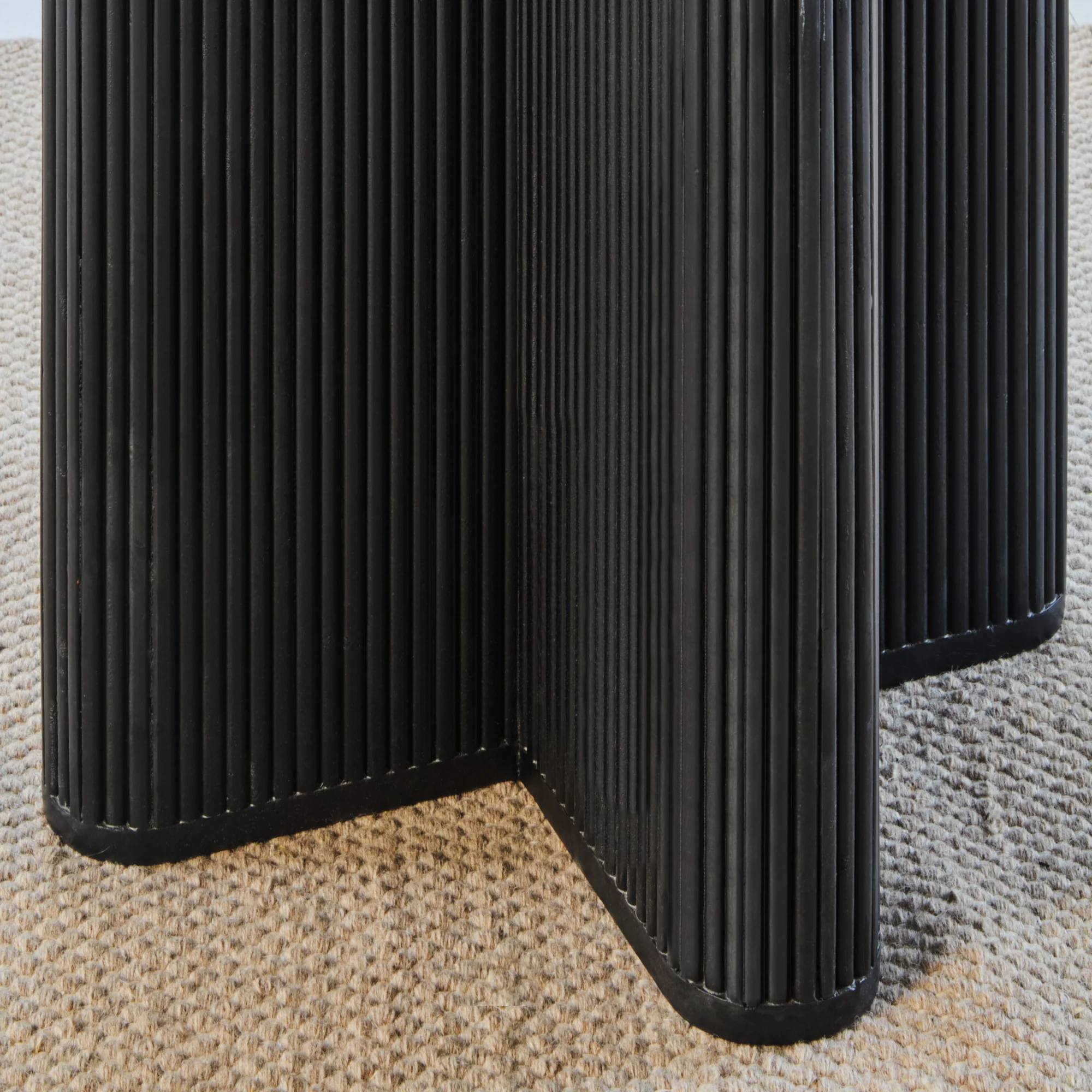 Orla Black Mango Wood Round Dining Table - Image 4