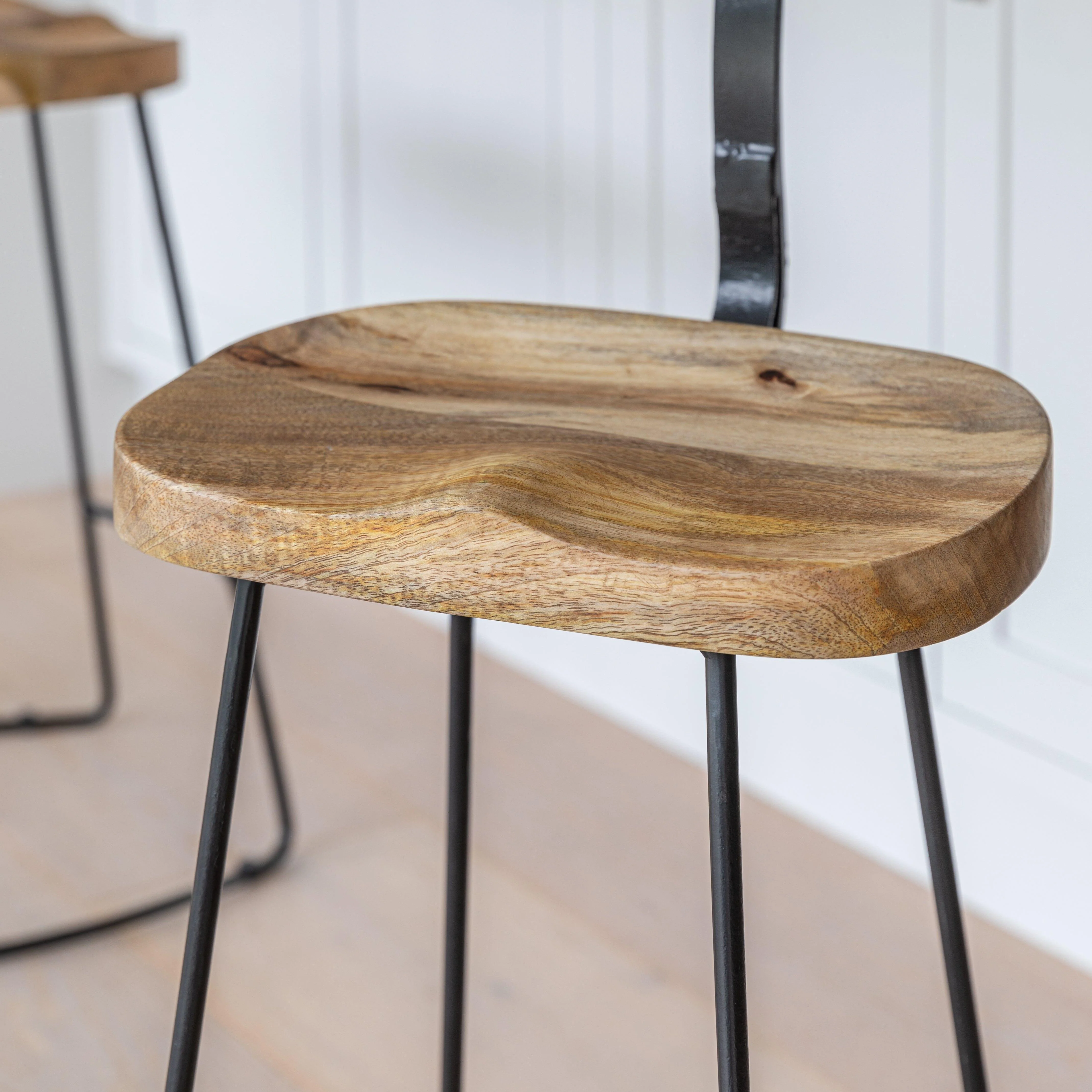 Aiden Natural Mango Wood Bar Stools - Set of 2 - Black Iron Legs - Image 8