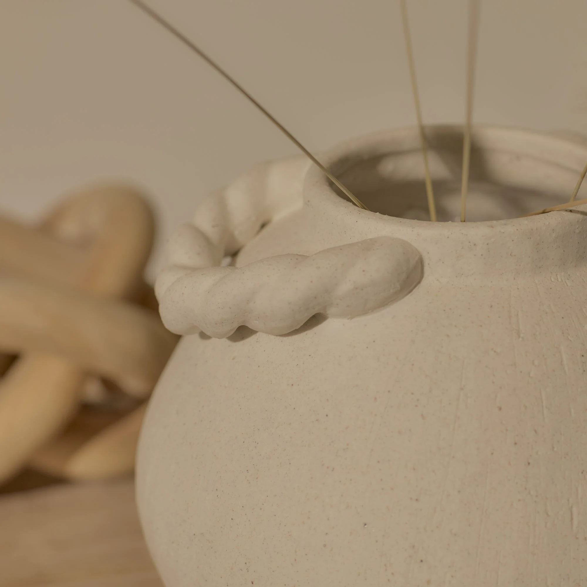 Bayswater 18cm Ceramic Vase with Handles - Beige - Image 4