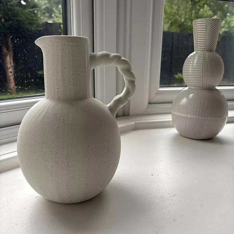 Bayswater 20cm Ceramic Jug - Beige - Image 3