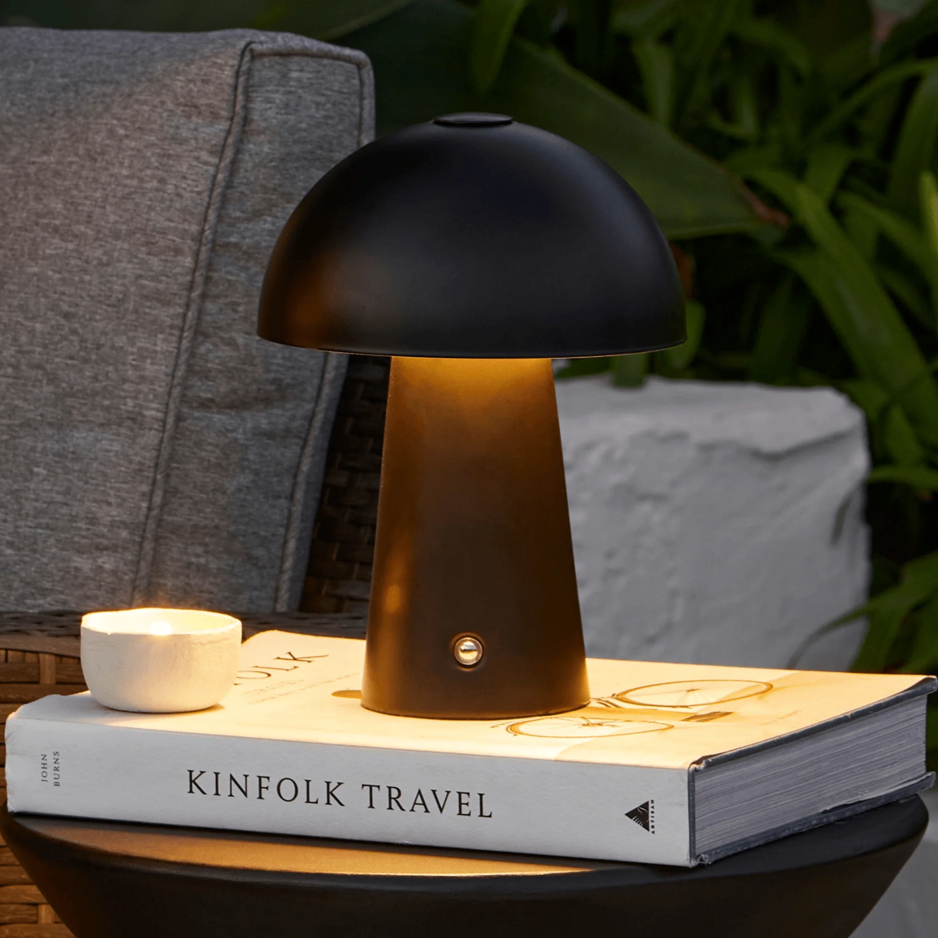 Brockhill Rechargeable Lamp - Black - Image 4
