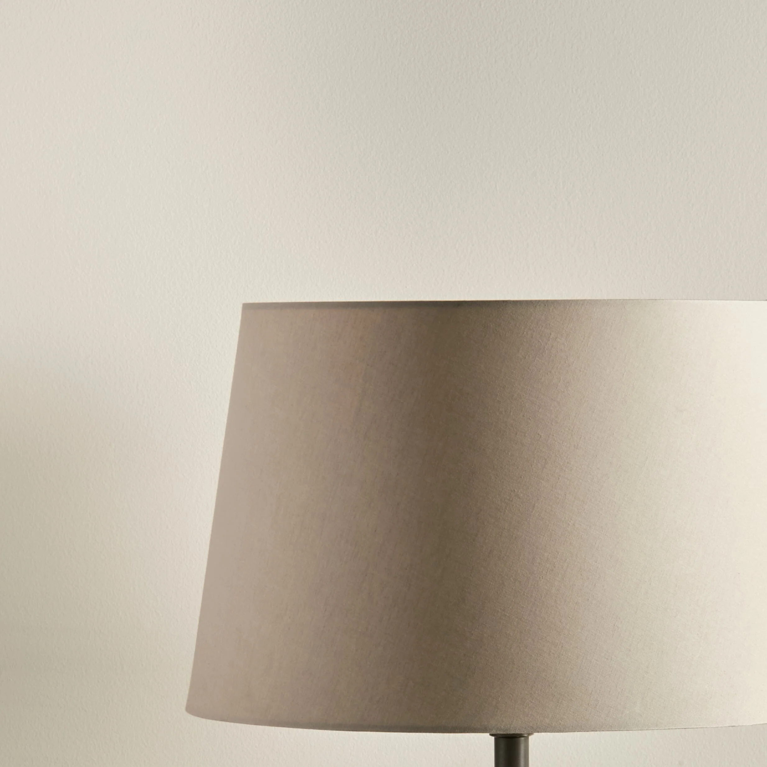 Coningsby Cotton Taupe Lamp Shade - 30cm - Image 3