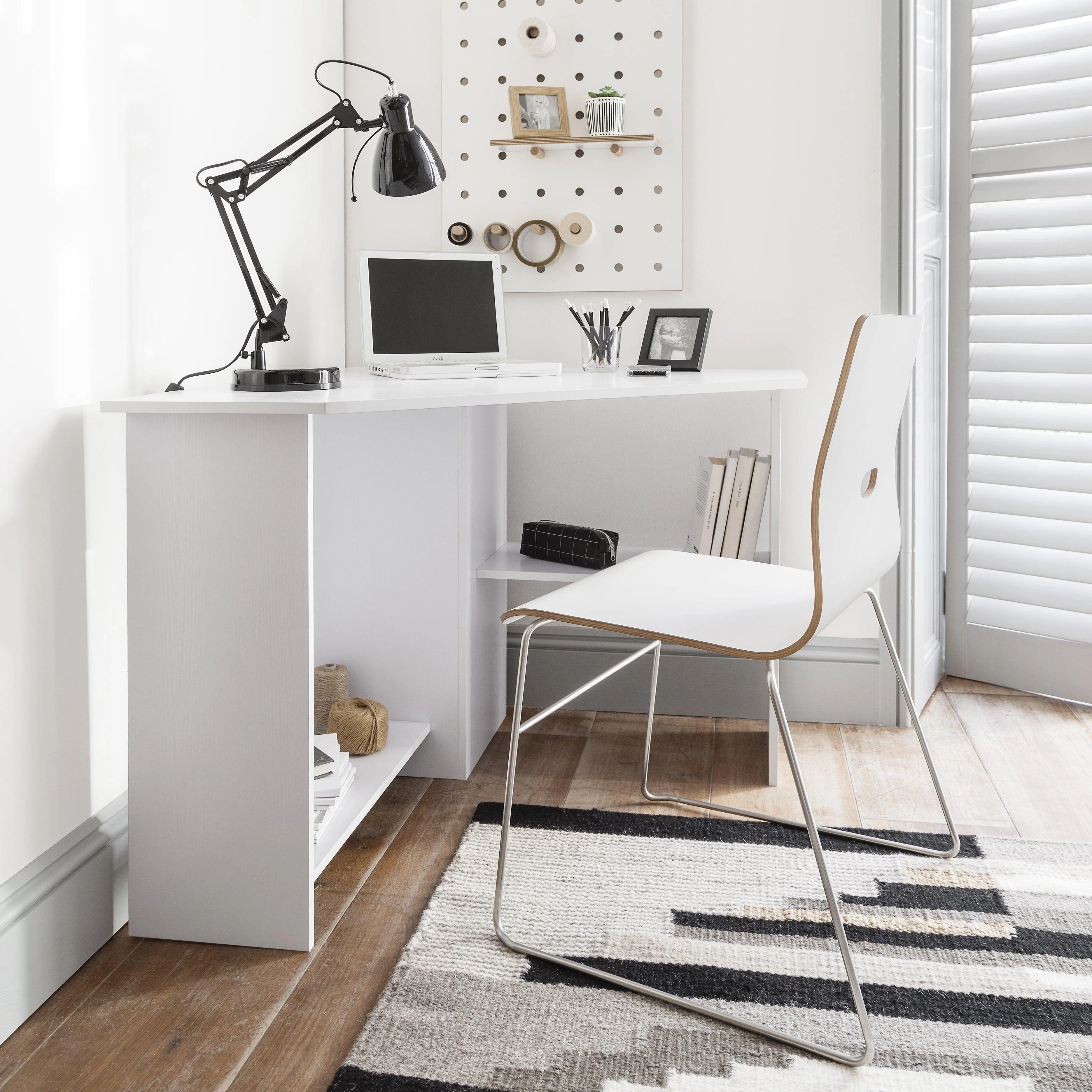 Outlet - Essie Corner Desk - White - Image 3
