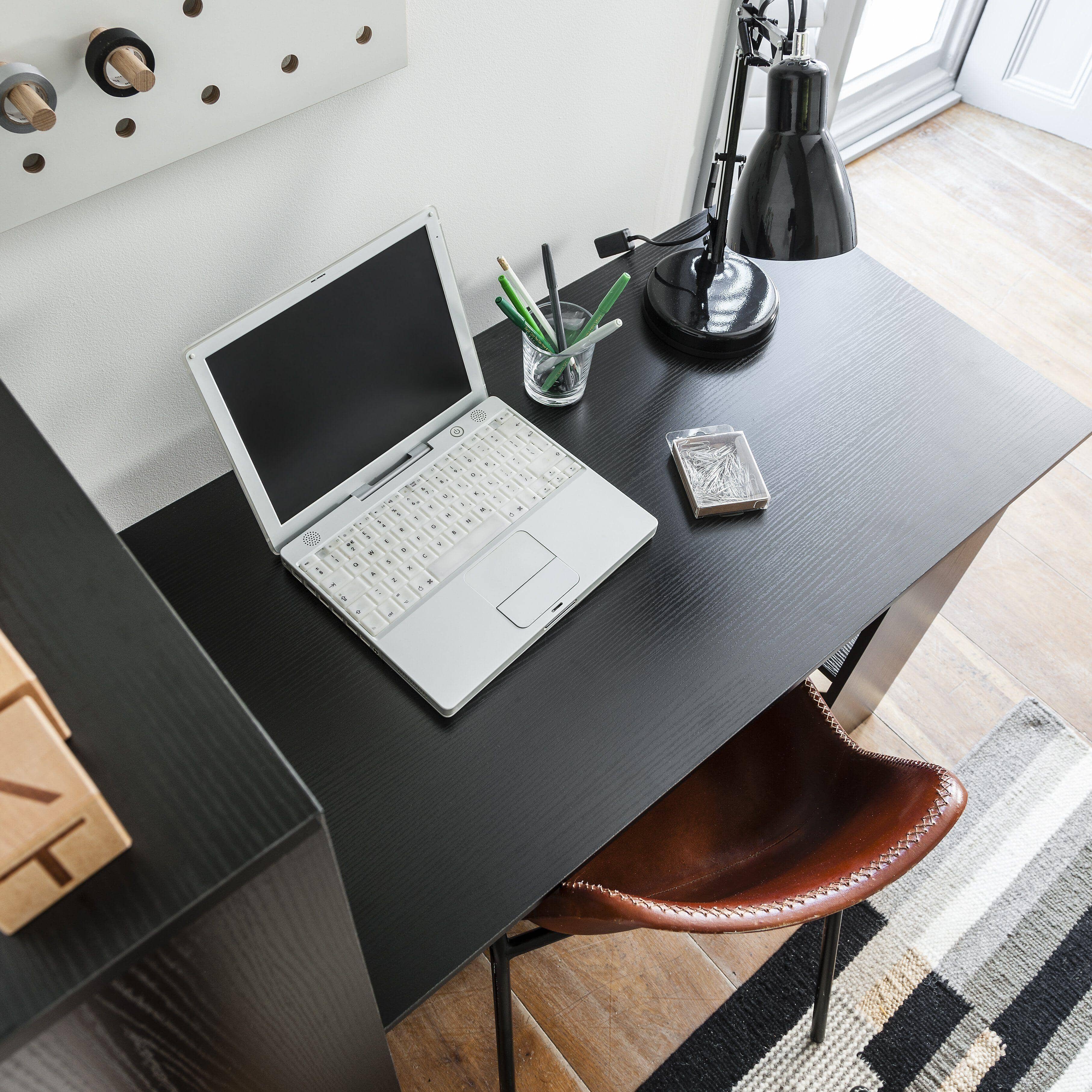 Outlet - Essie Desk With Shelves - Pitch Black - Image 4