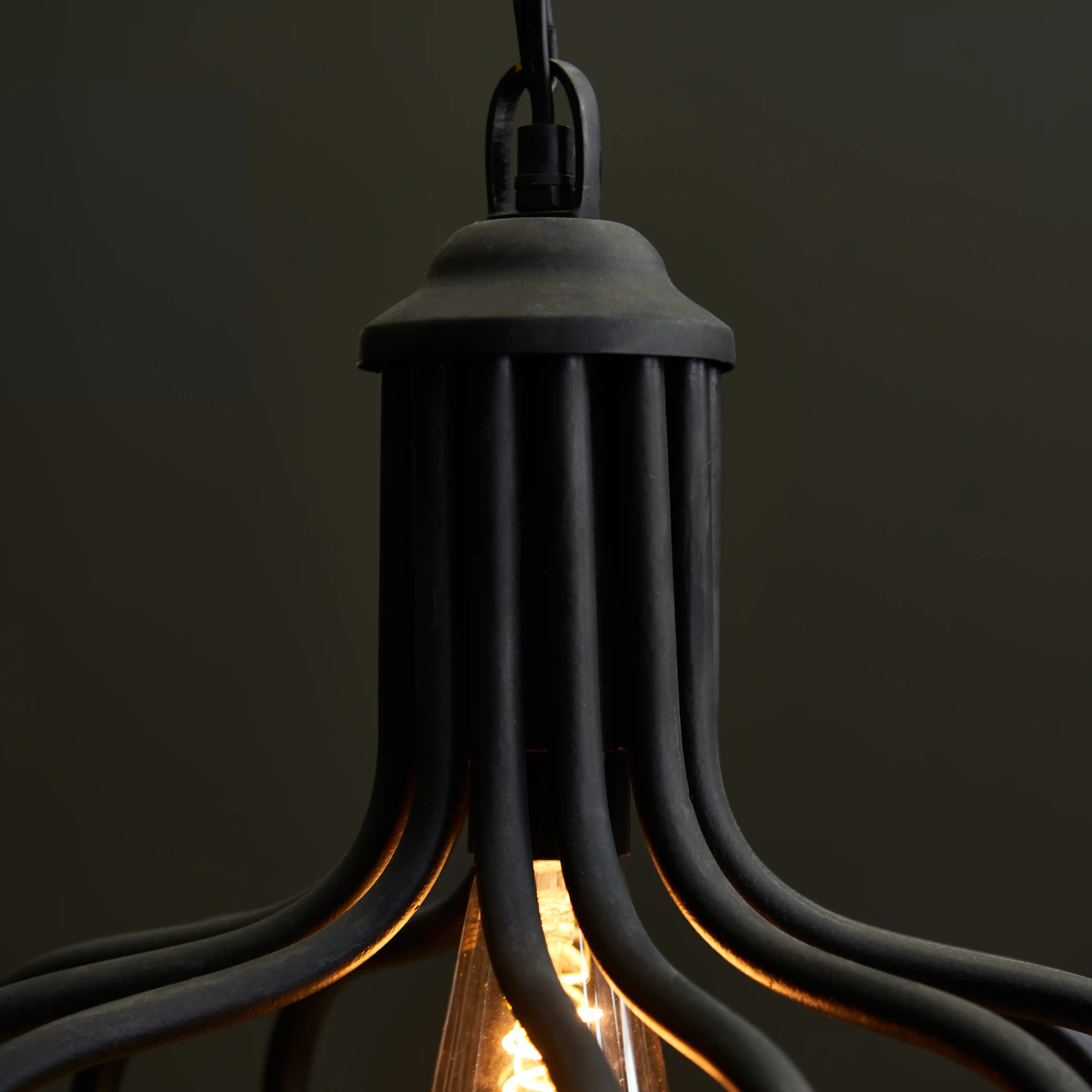 Outlet - Hatherden 44.5cm Metal Pendant Light, Black - Image 6