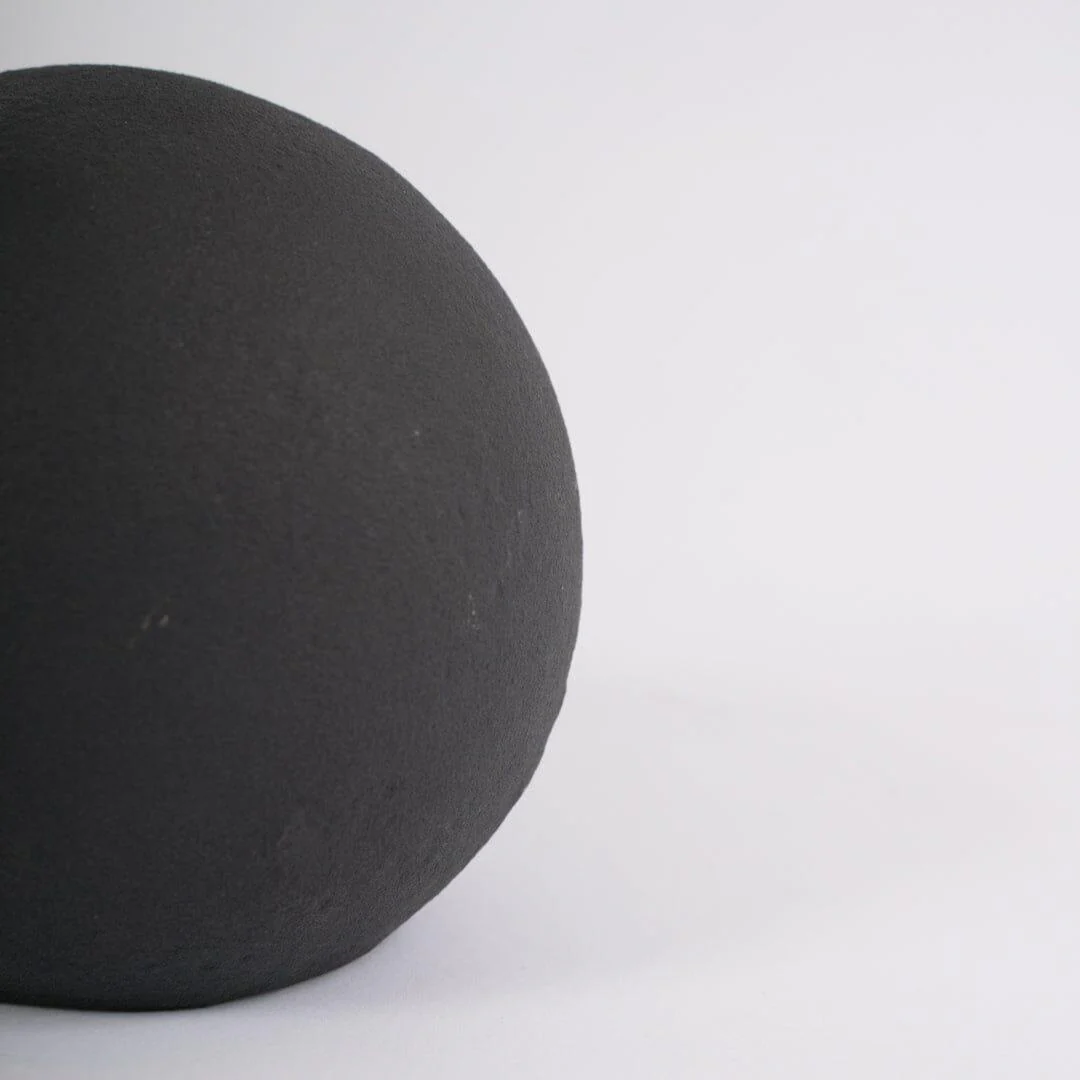 Kelton 11cm Ceramic Ball Ornament - Black - Image 7