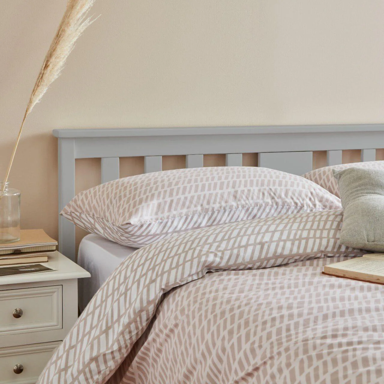 Outlet - Lisa Wooden Double Bed Frame - Grey - Image 3