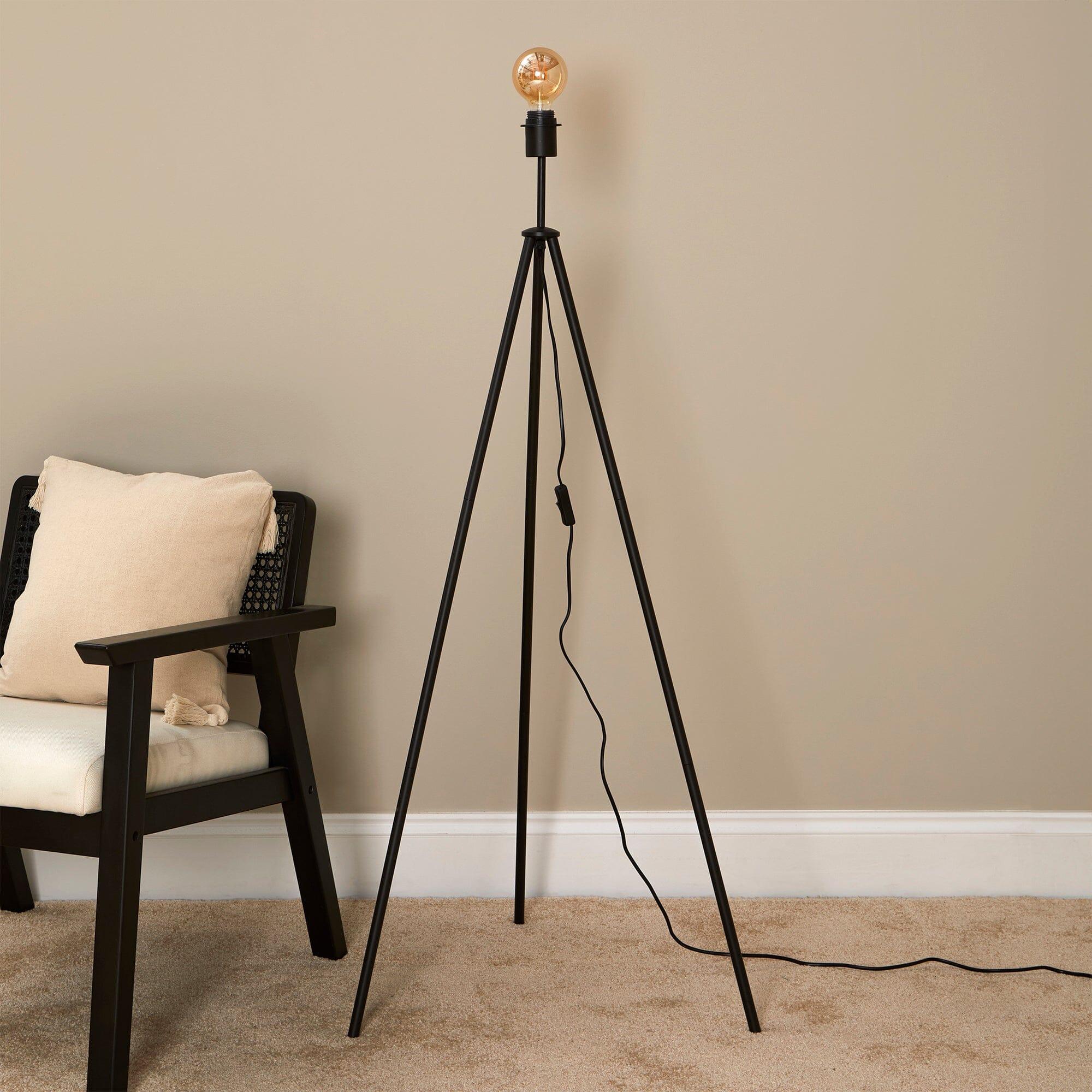 Outlet - Litton 130cm Metal Floor Lamp - Black - Image 2
