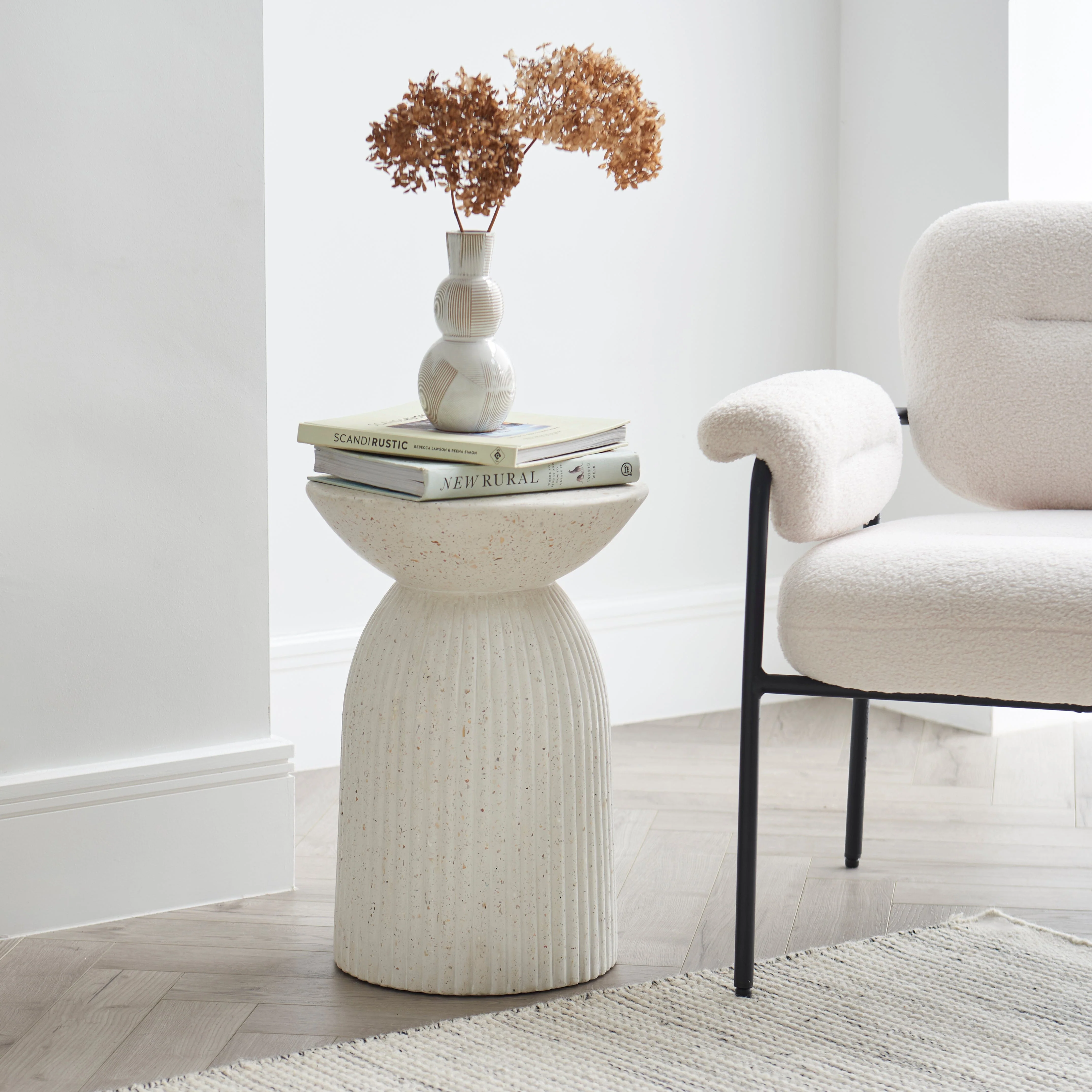 Outlet - Zaliki Concrete Round Side Table - Pearl Terrazzo - Image 9