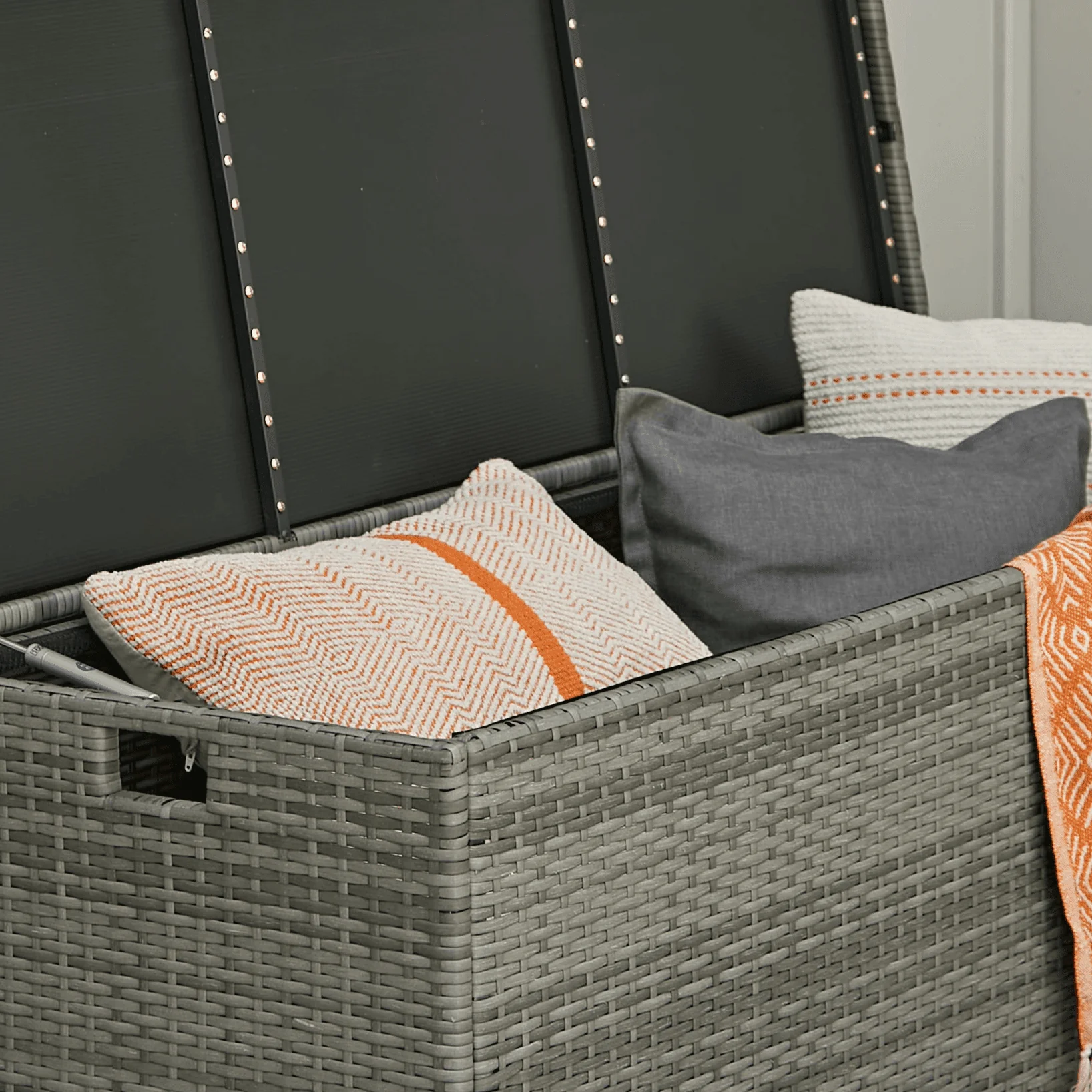 Aston Rattan Storage Bench with Polywood Top - Grey - Image 4