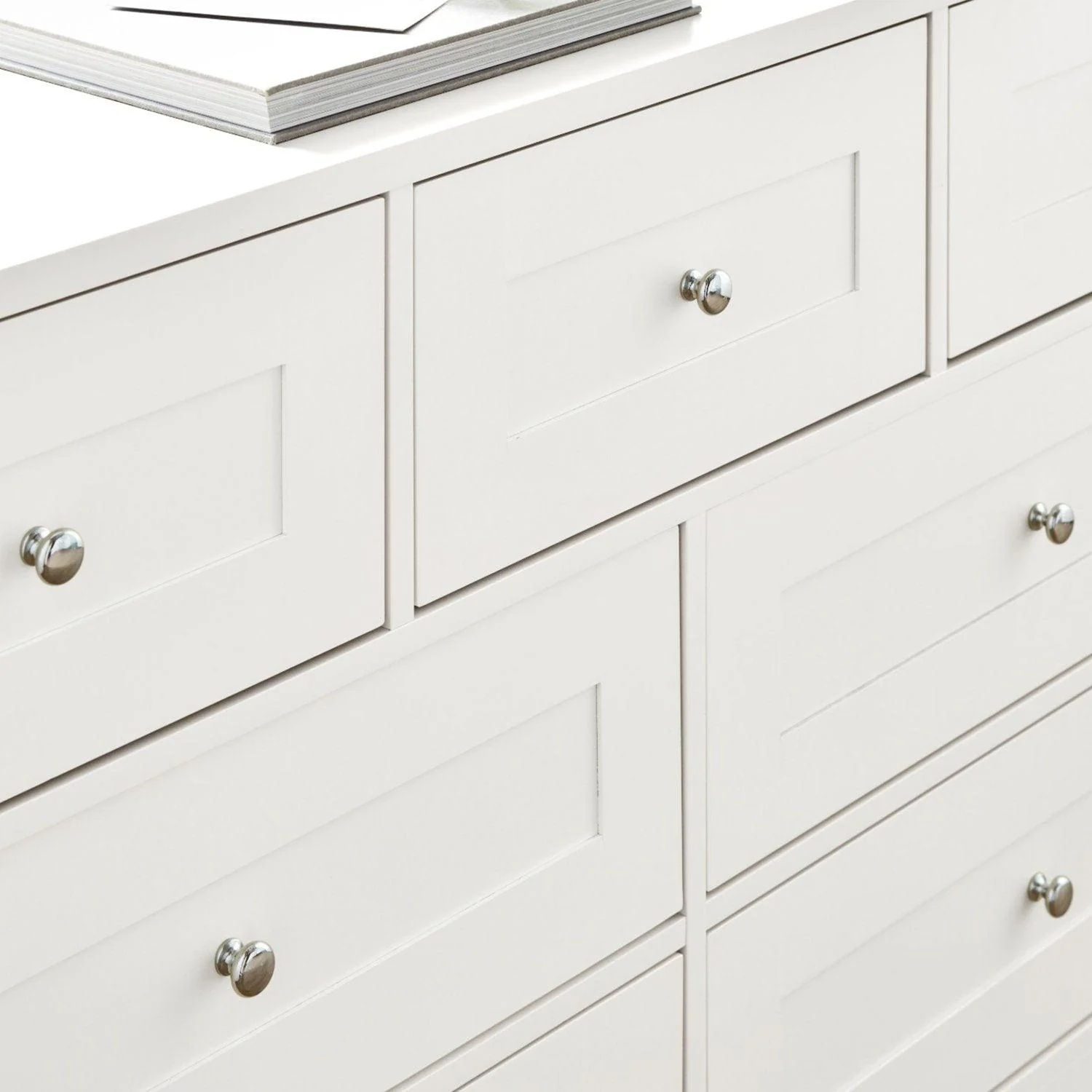 Stevie 7 Drawer Chest of Drawers - White - Image 4