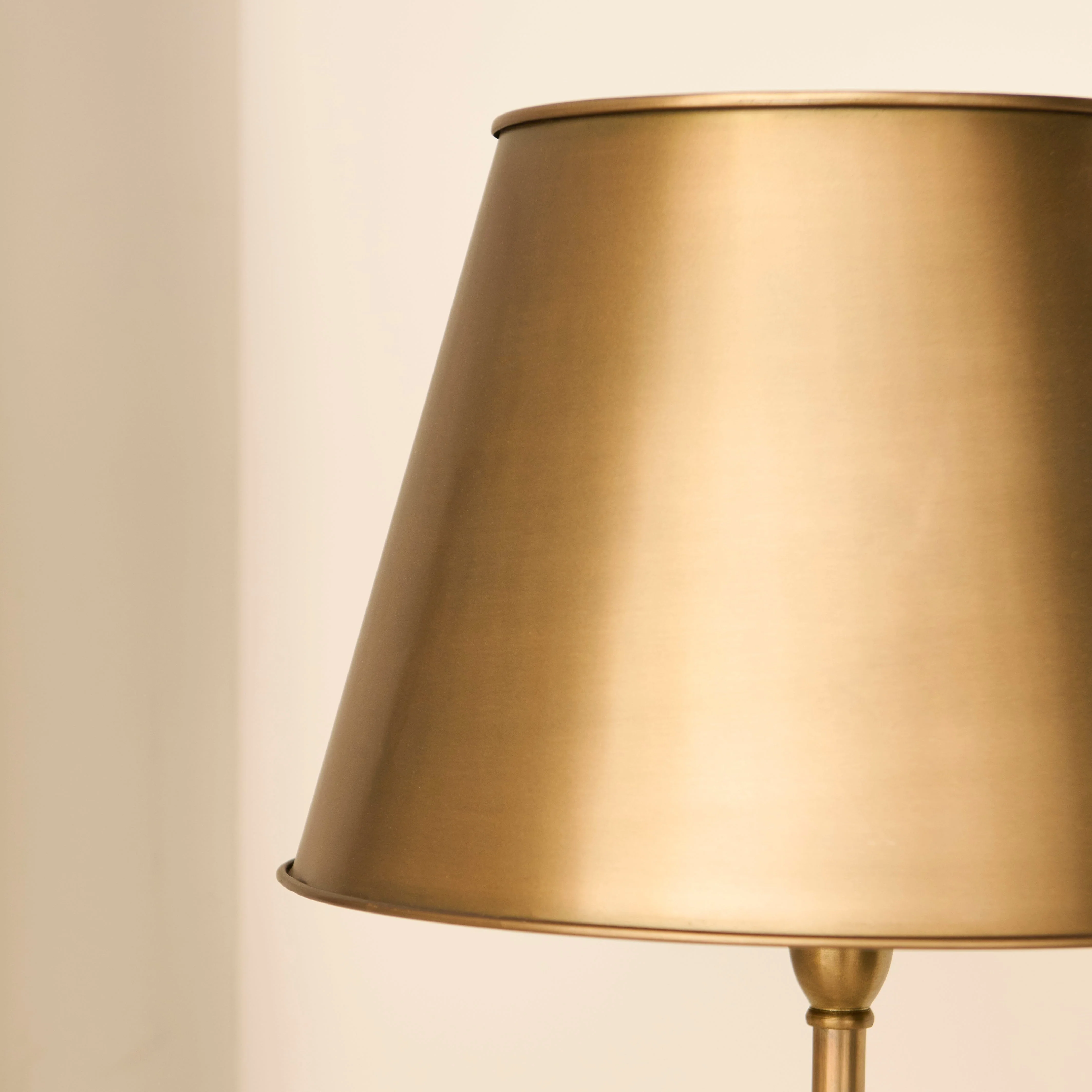 Stowe 40cm Metal Round Lamp Shade - Gold - Image 4