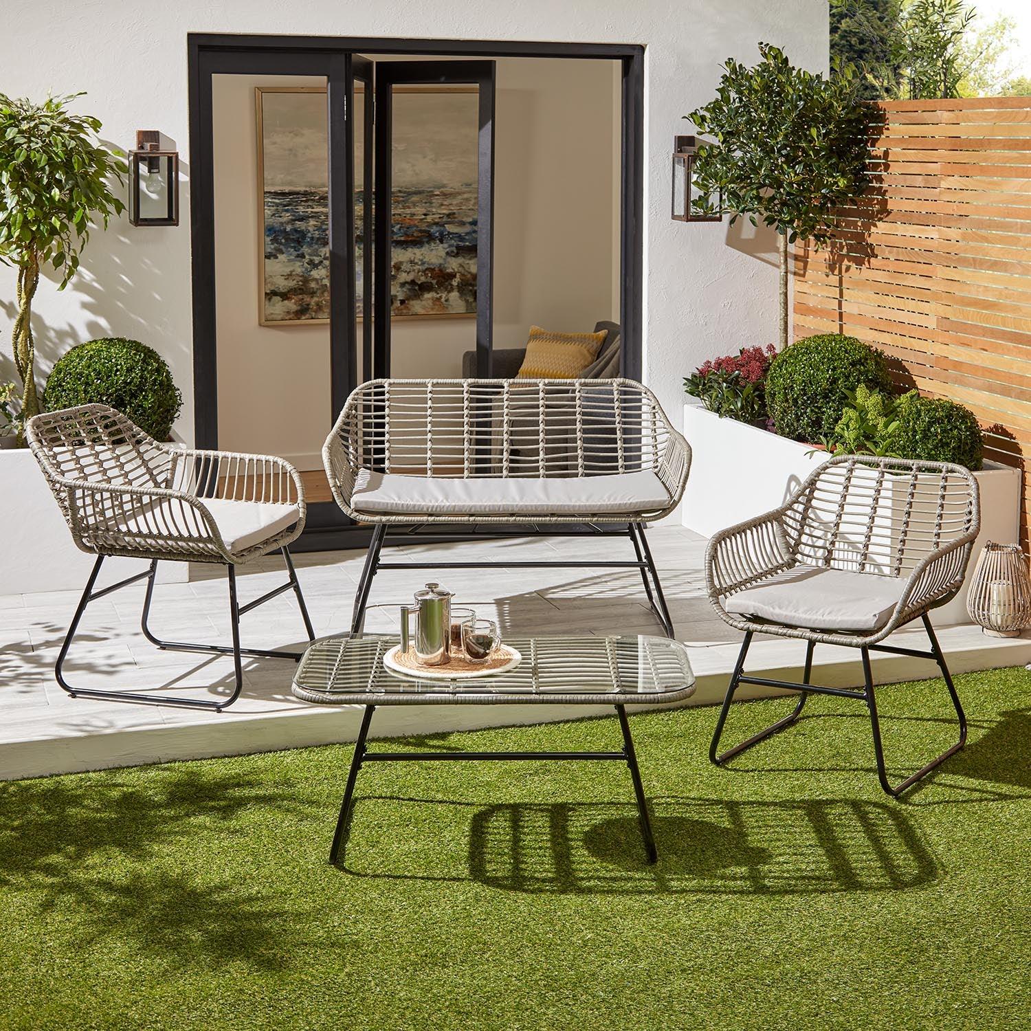 Wick Rattan Garden Sofa Set with Grey LED Premium Parasol - Light Grey - Image 3