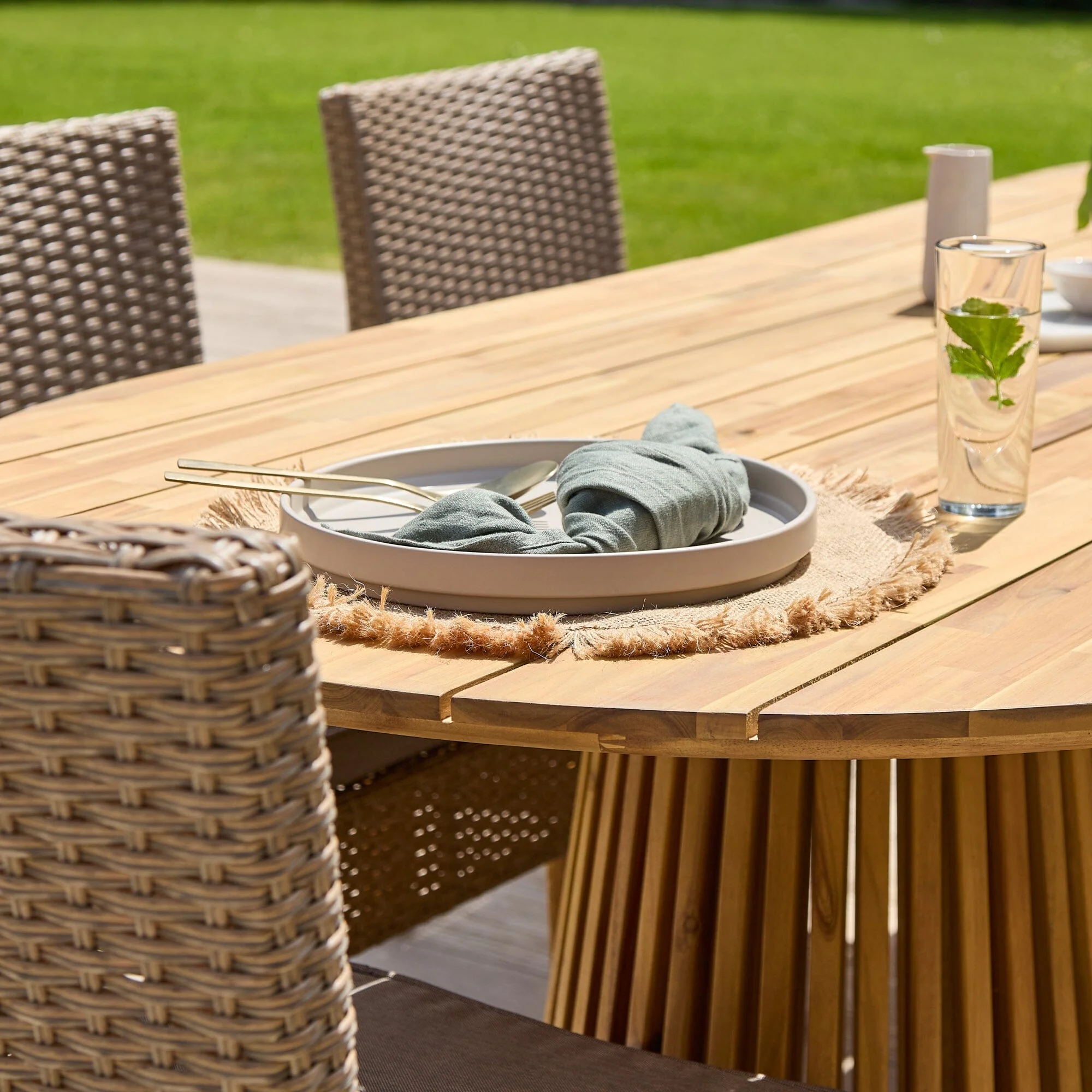 Willow Oval Wooden Garden Table - White Acacia - Image 7